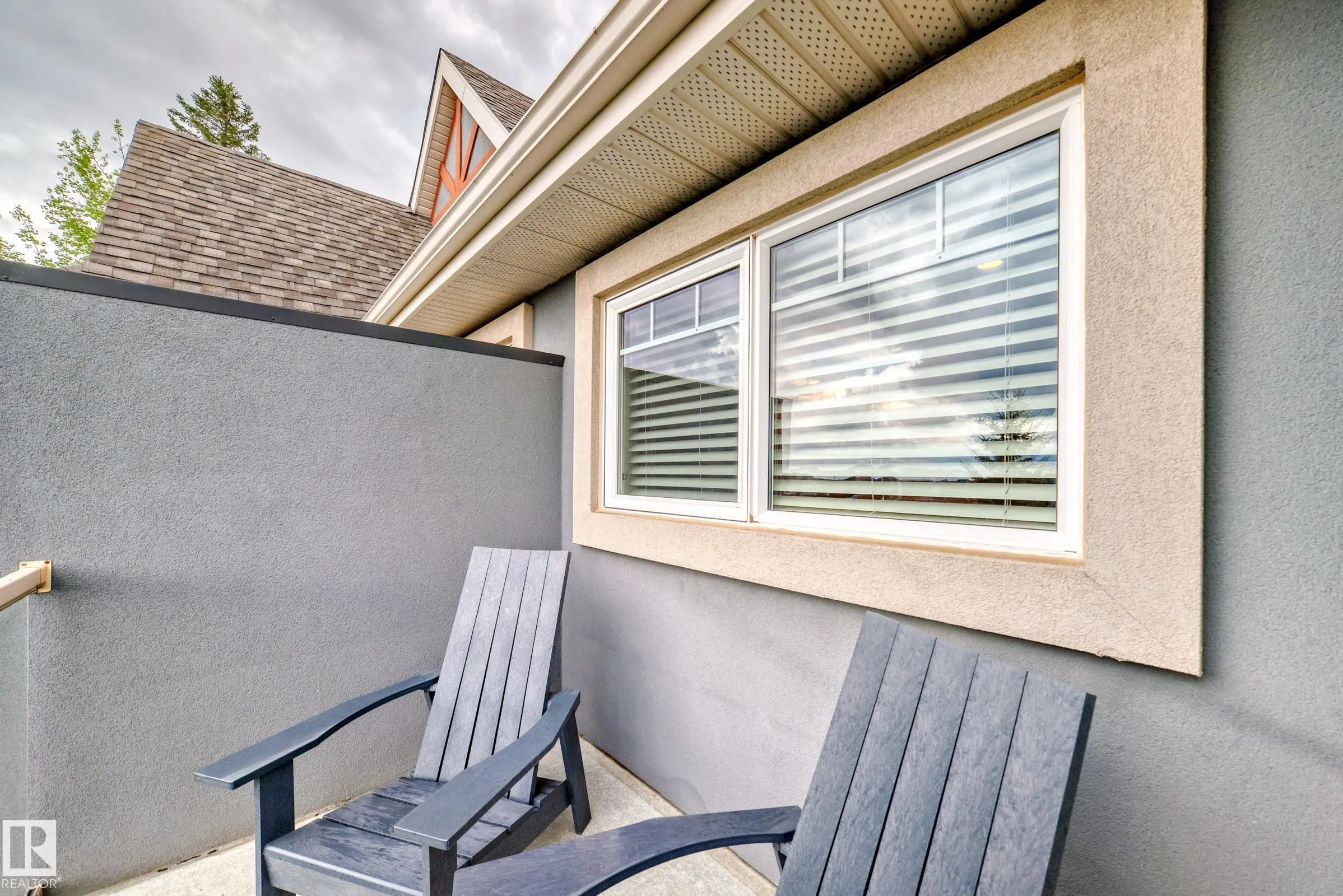 1673 JAMES MOWATT Trail