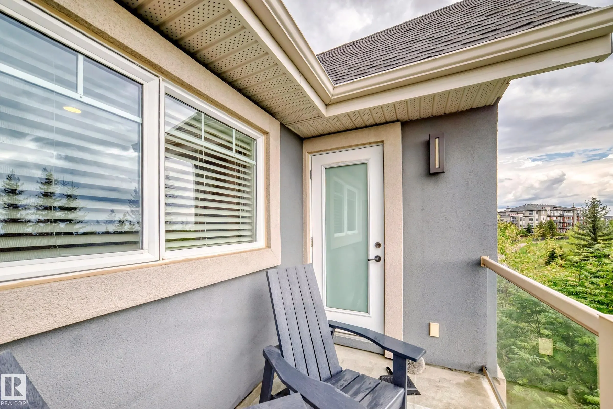 1673 JAMES MOWATT Trail