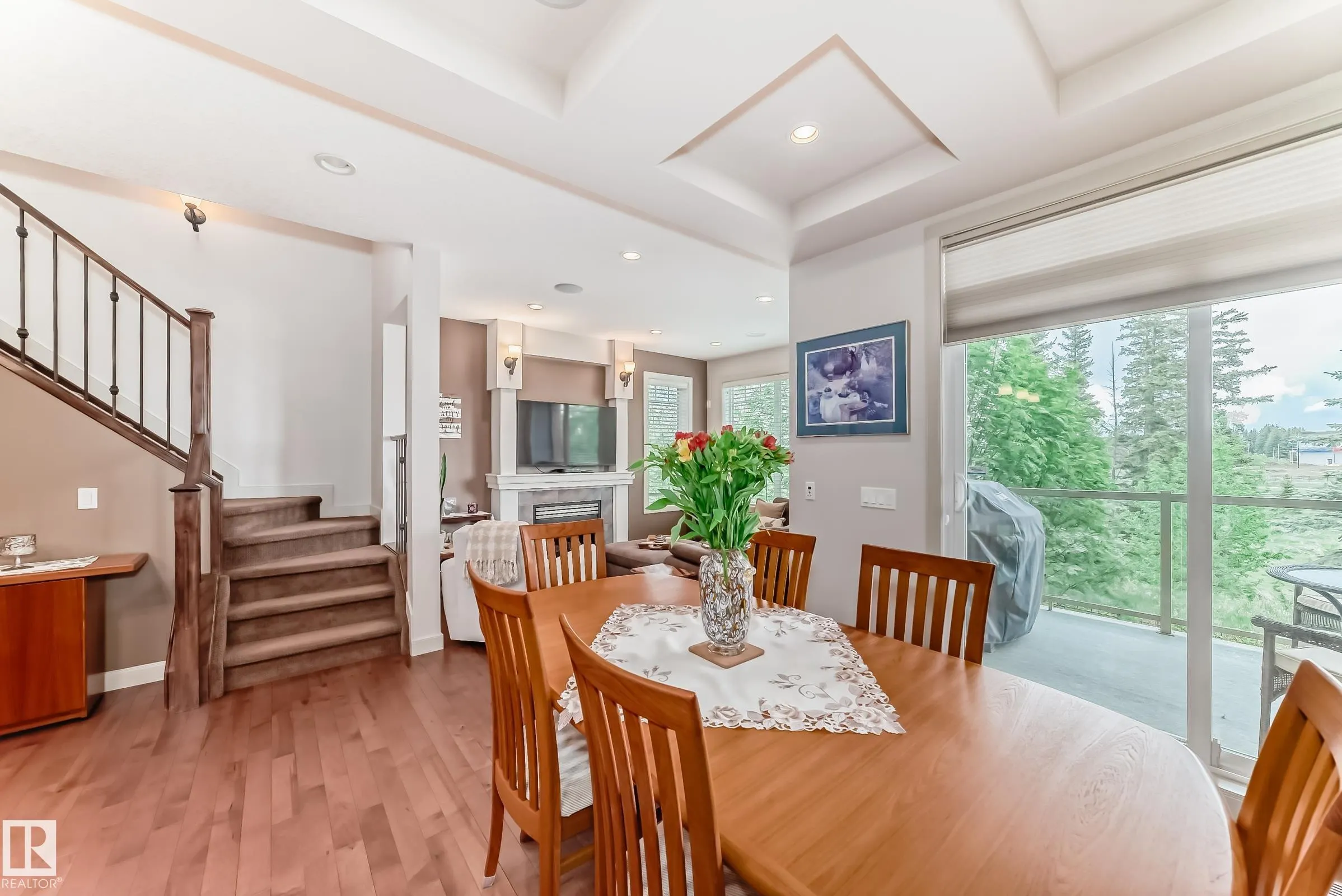 1673 JAMES MOWATT Trail