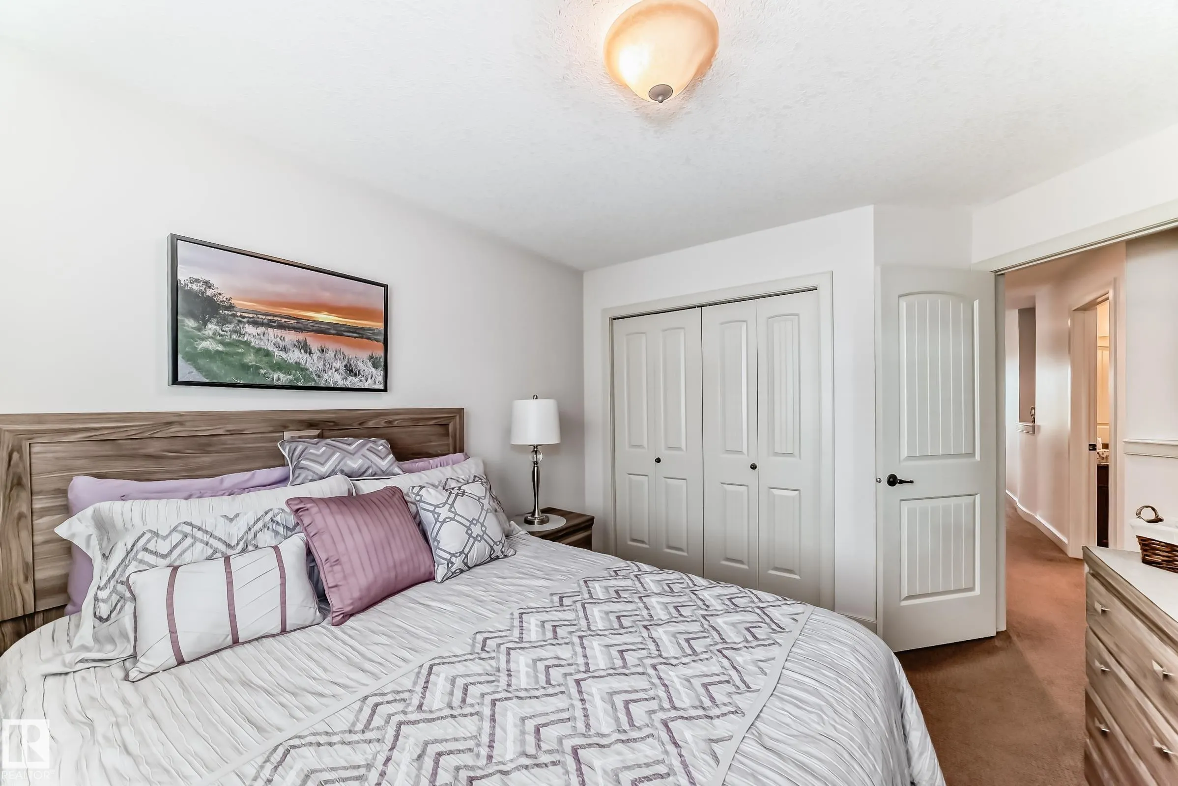 1673 JAMES MOWATT Trail