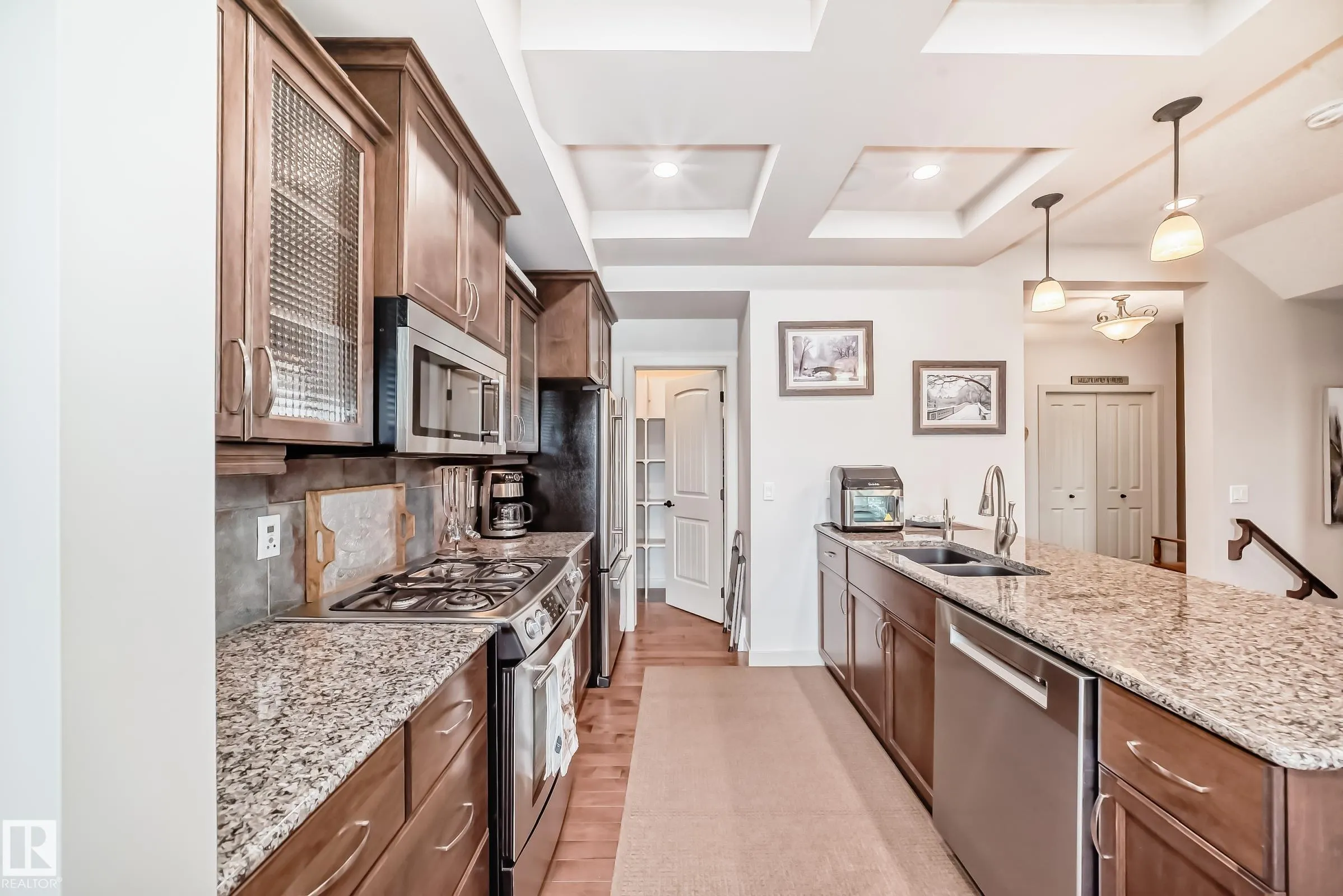 1673 JAMES MOWATT Trail
