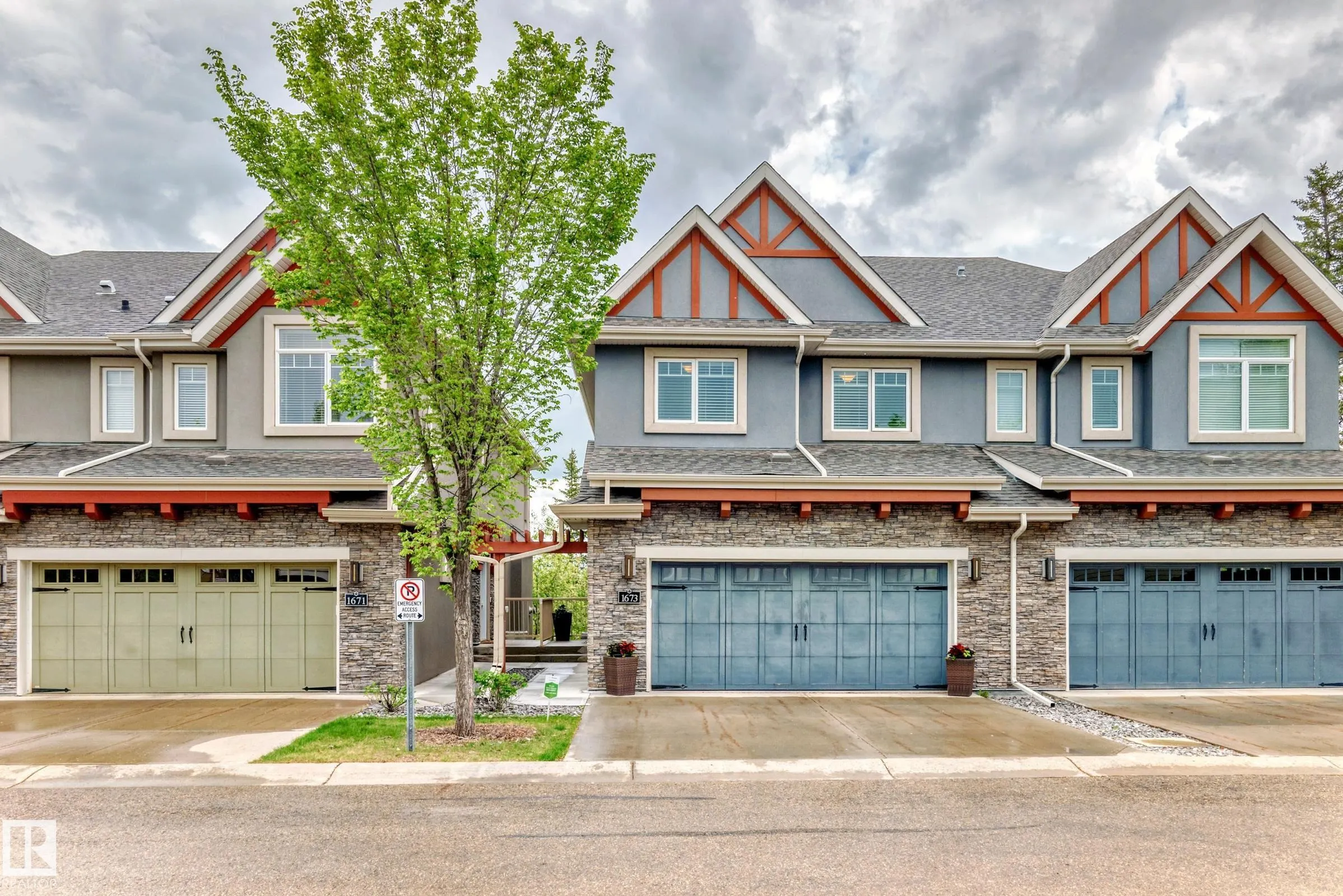 1673 JAMES MOWATT Trail