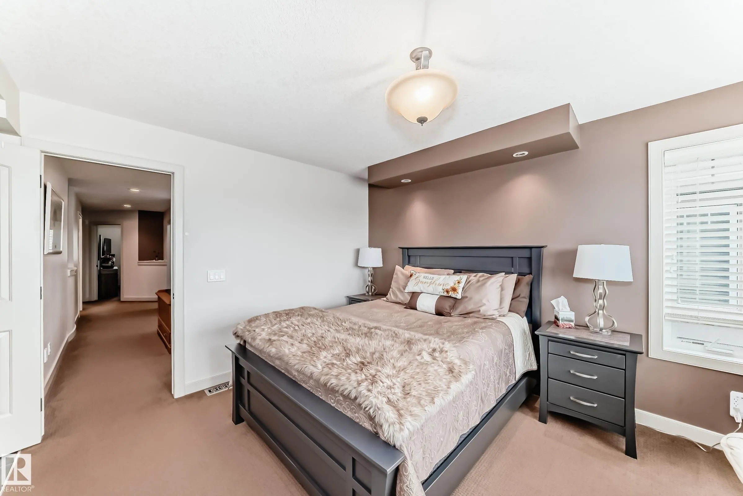 1673 JAMES MOWATT Trail