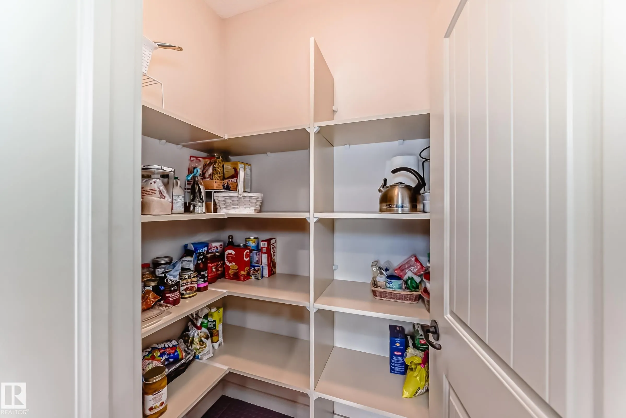 1673 JAMES MOWATT Trail