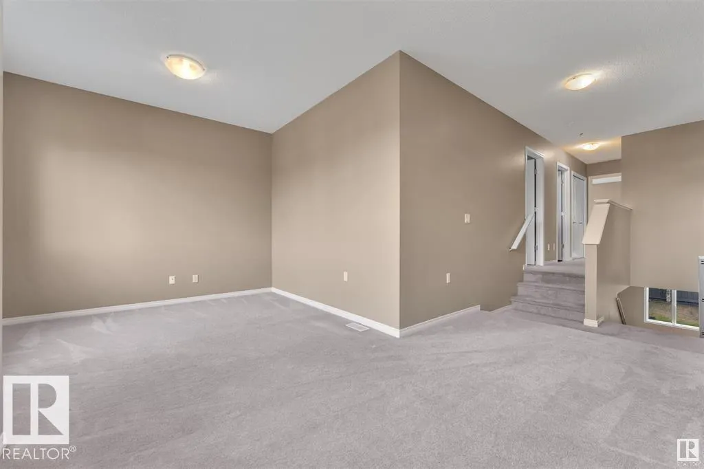 2587 COLE Crescent