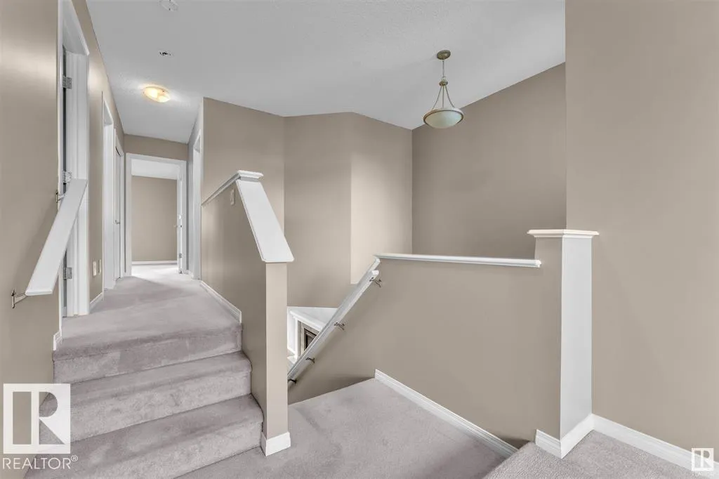2587 COLE Crescent