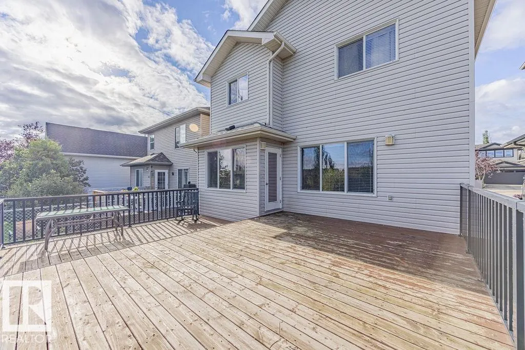 30 Cascade Crescent