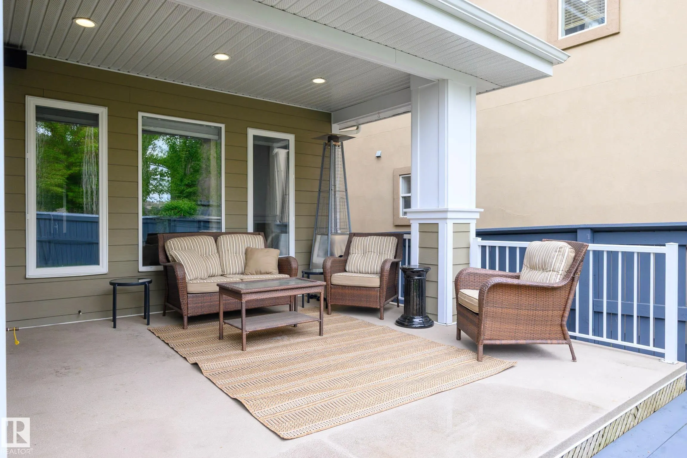 5212 MULLEN CREST Crest