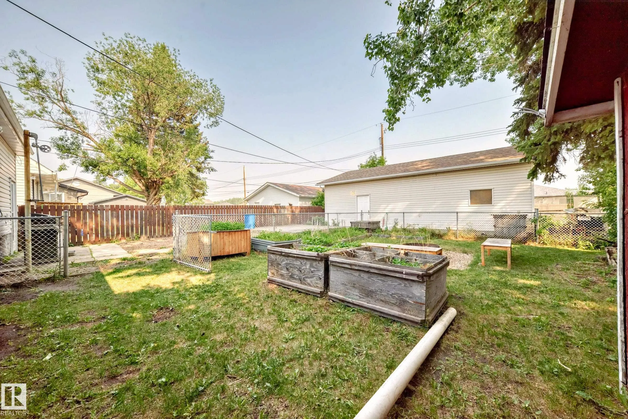 5304 53 Avenue