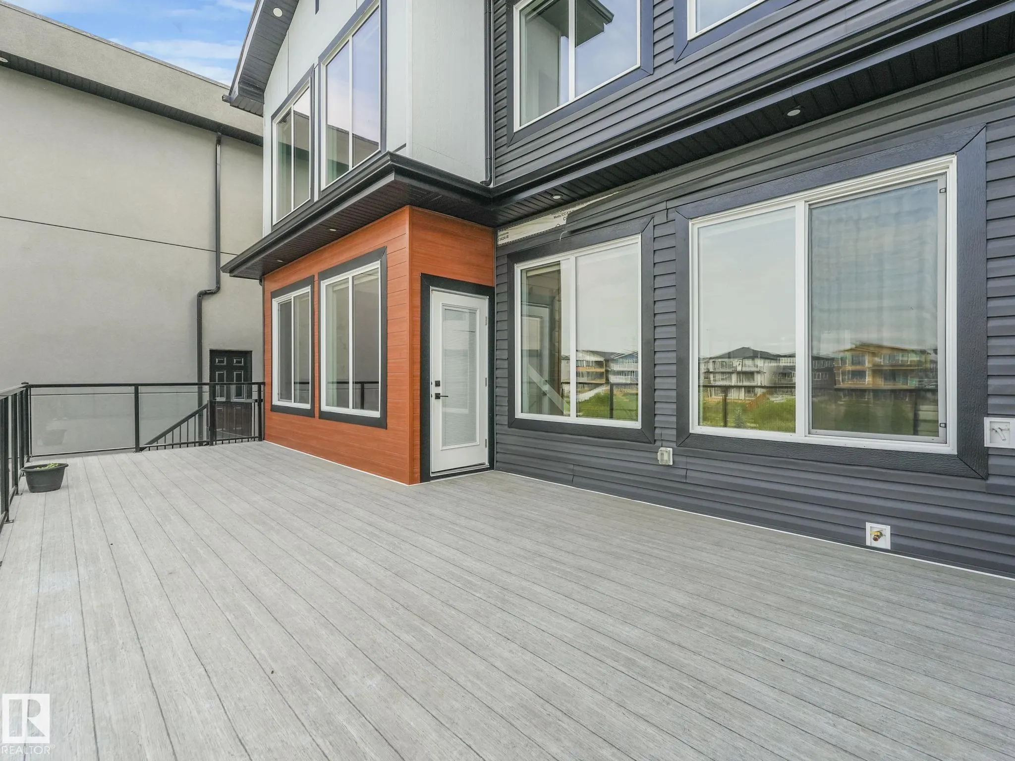 202 FRASER Way