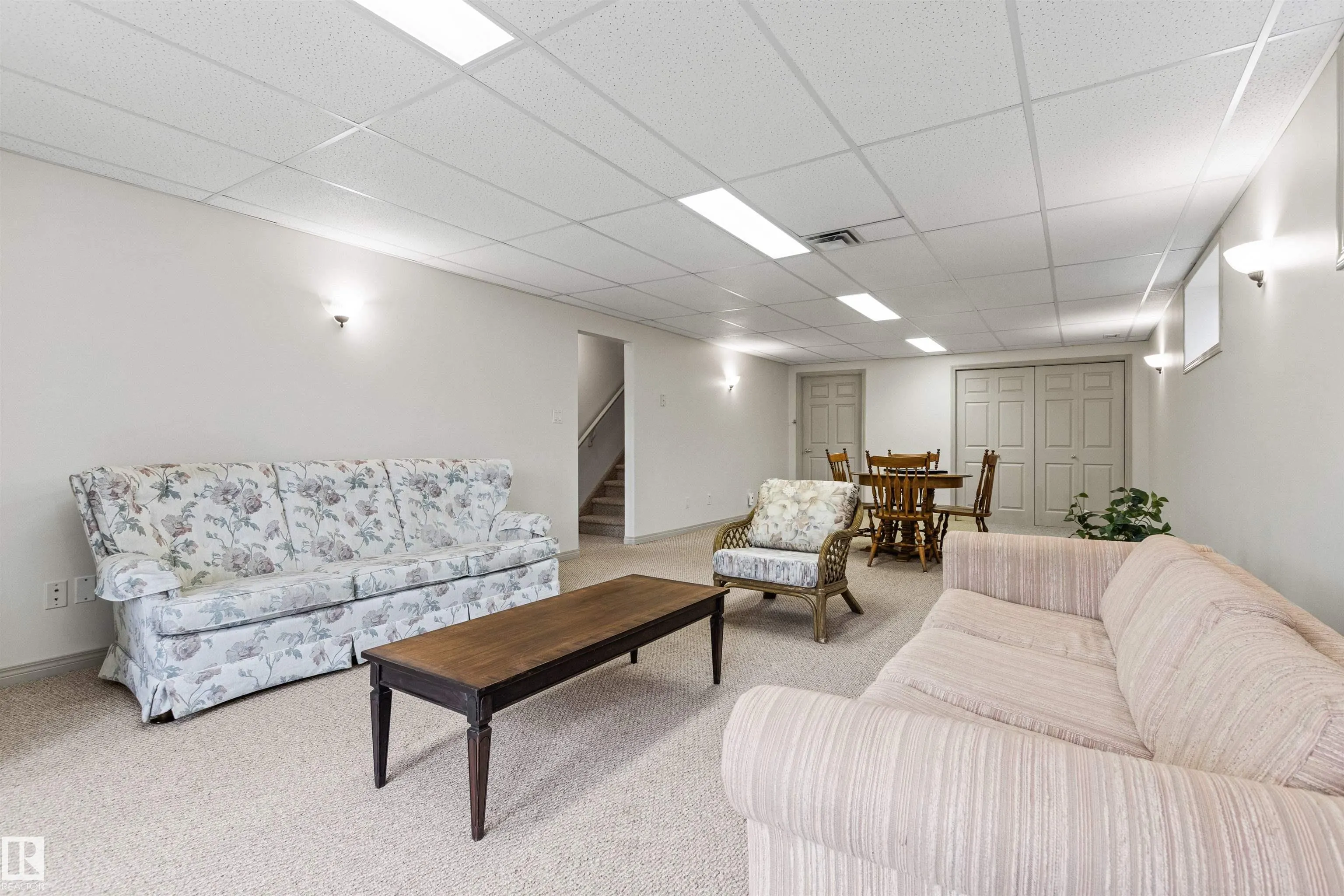 330 GALBRAITH Close