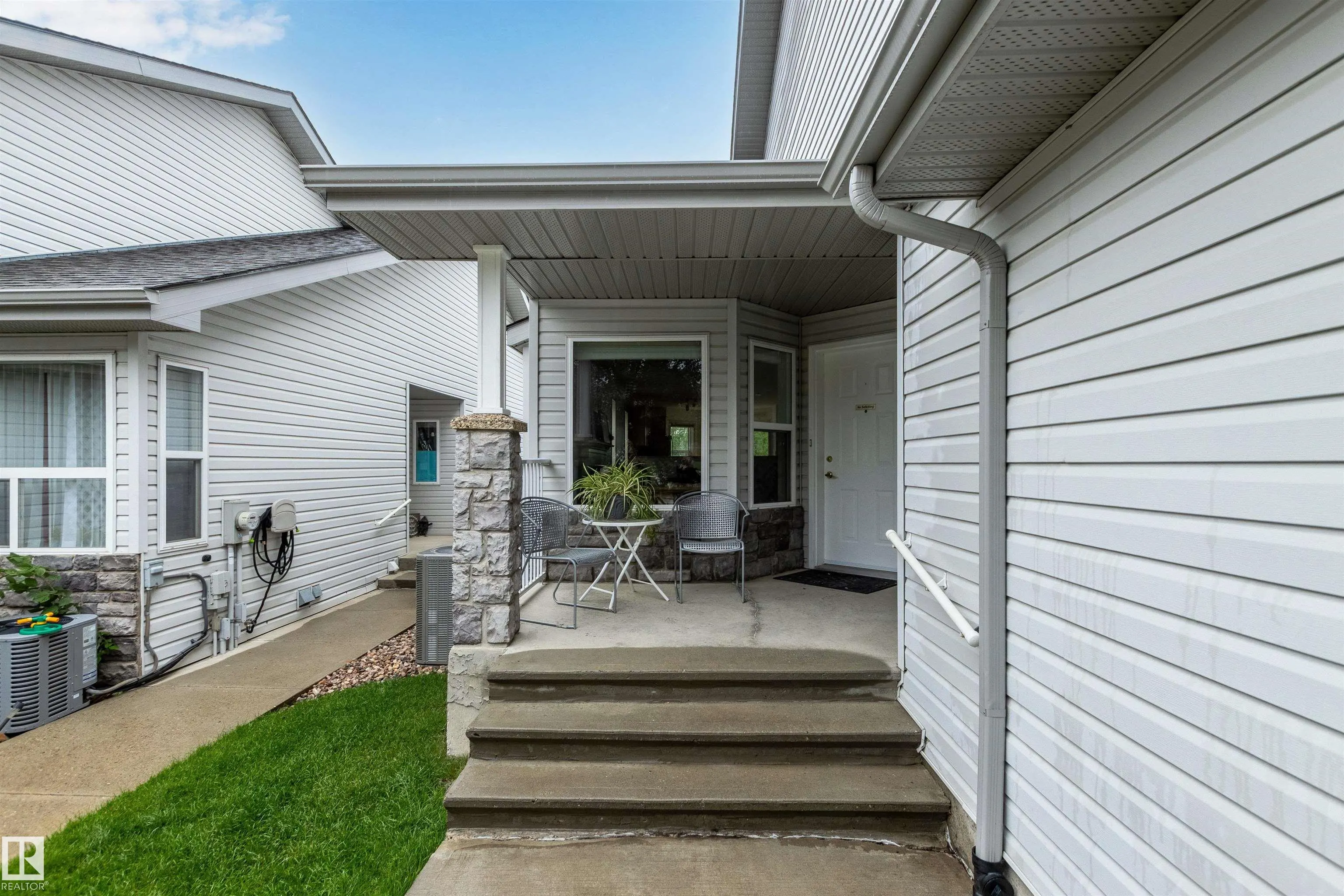 330 GALBRAITH Close
