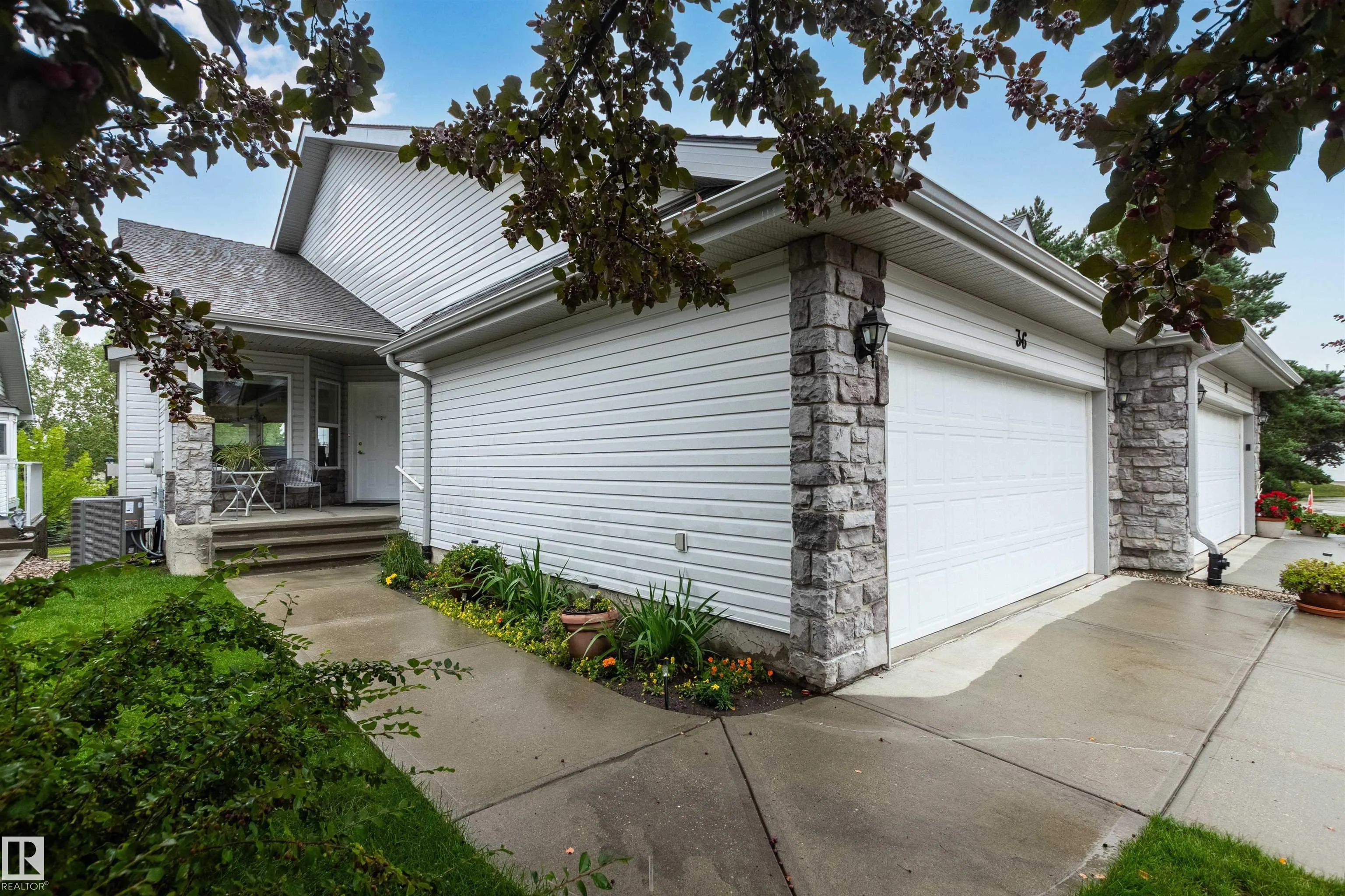 330 GALBRAITH Close