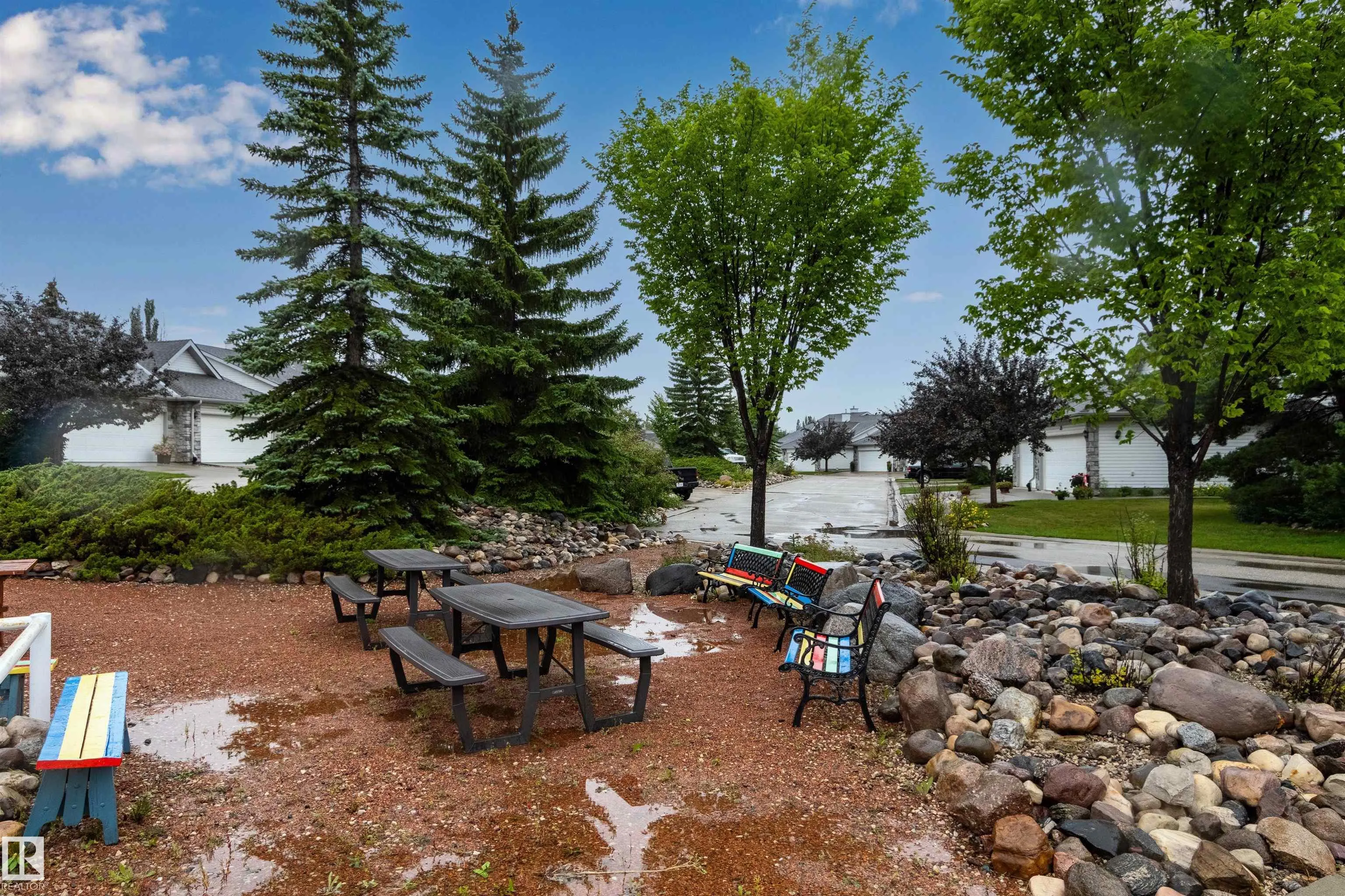 330 GALBRAITH Close