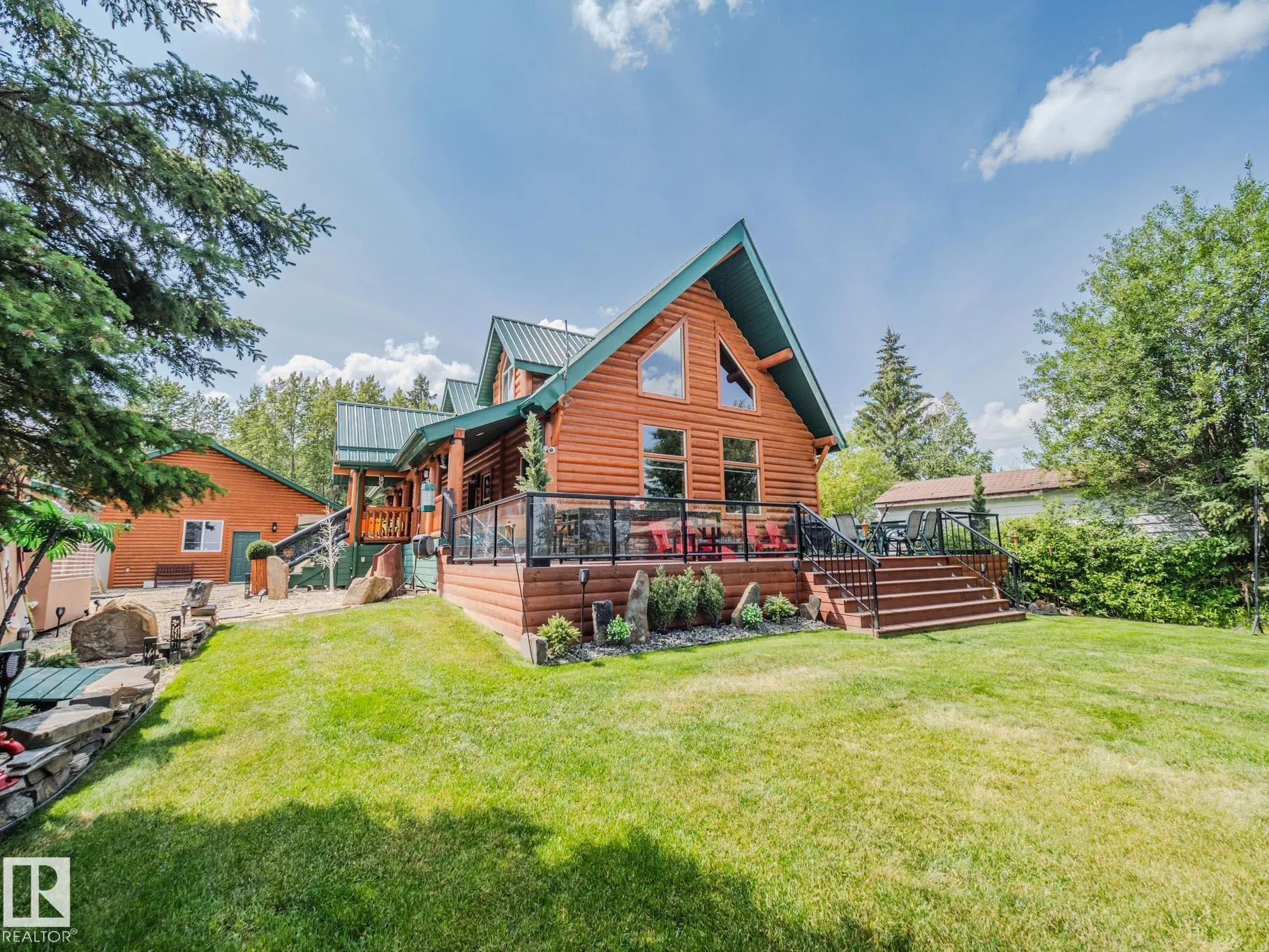 213 Lakeshore Drive
