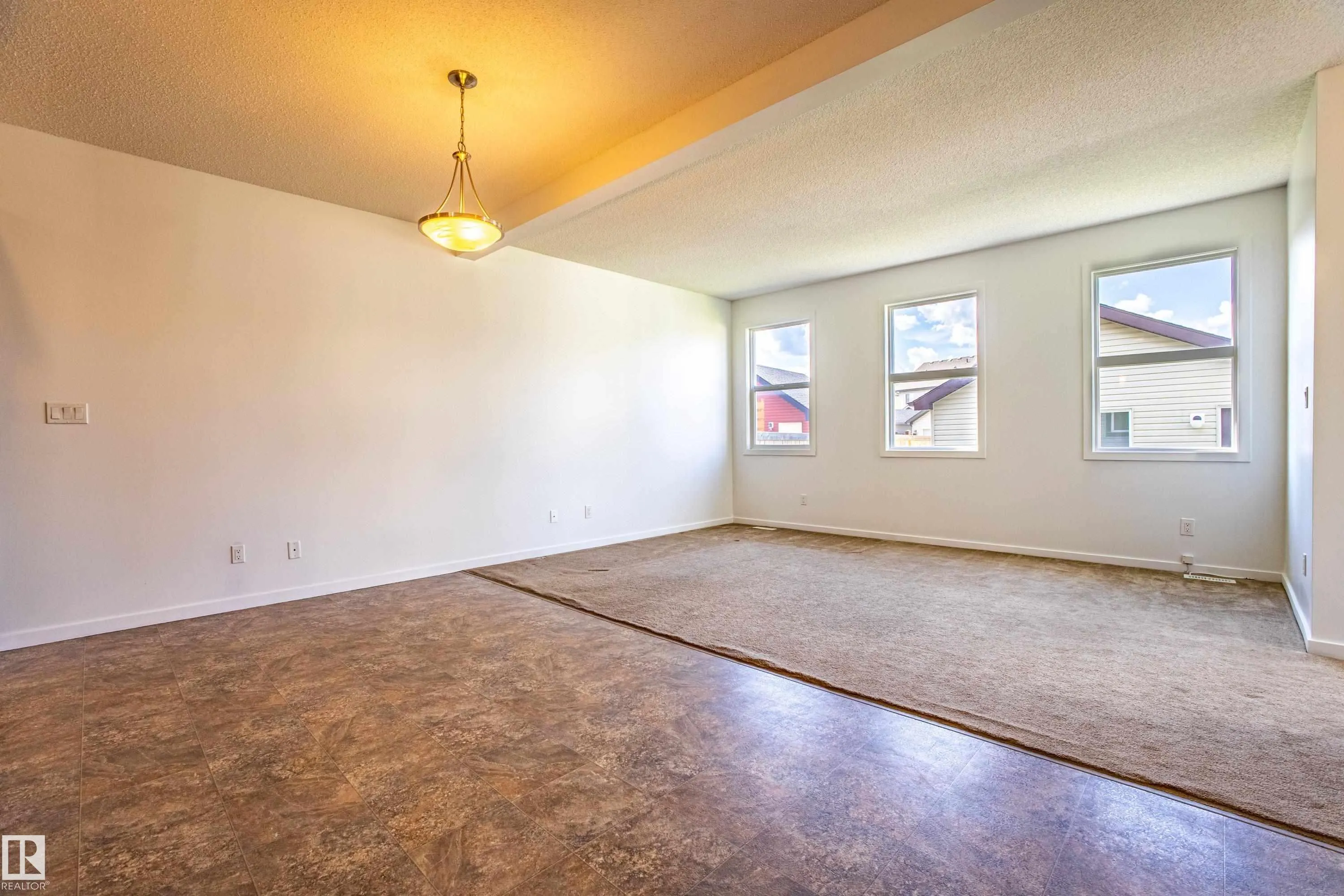 4062 ALEXANDER Way
