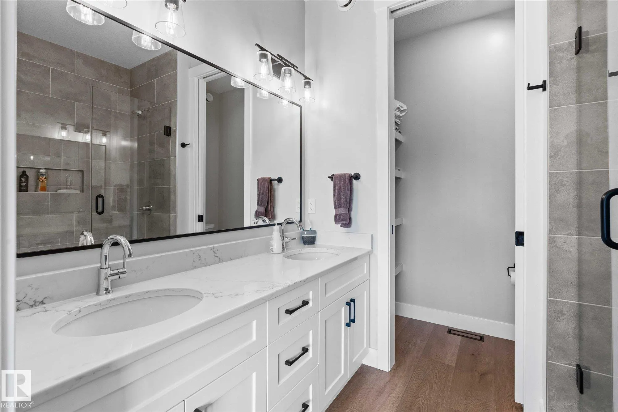 106 GRAYBRIAR Drive