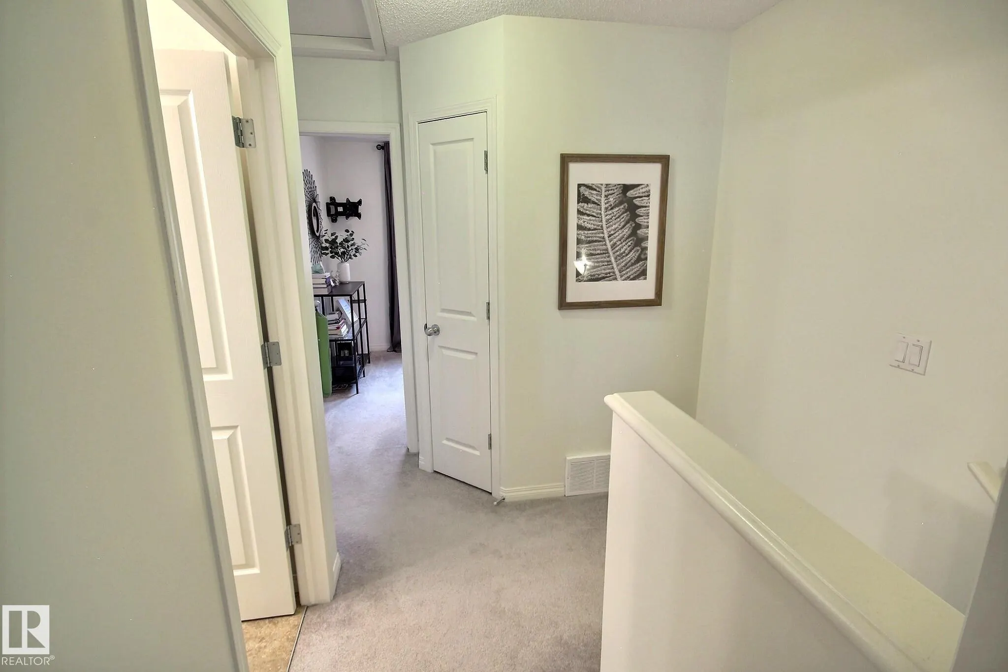465 HEMINGWAY Road