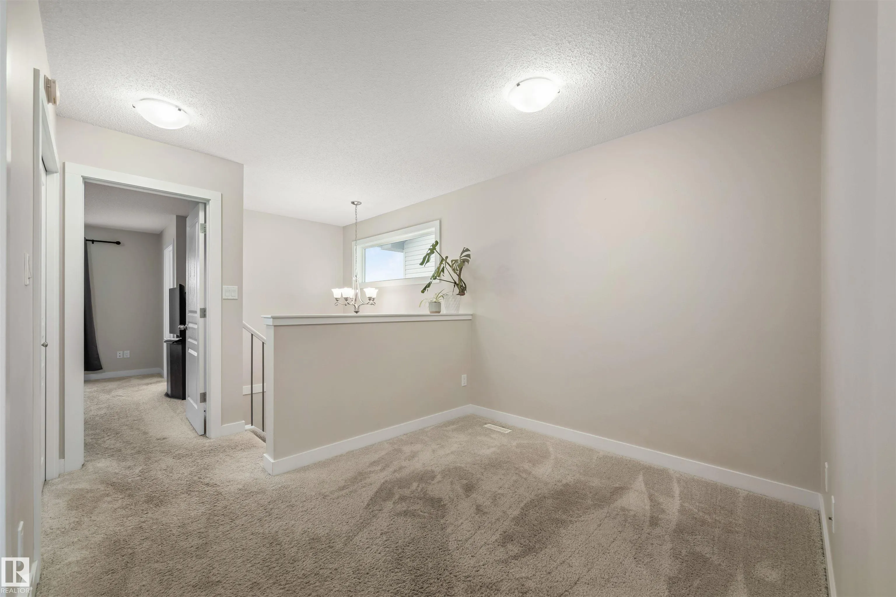 34 Hope Common
