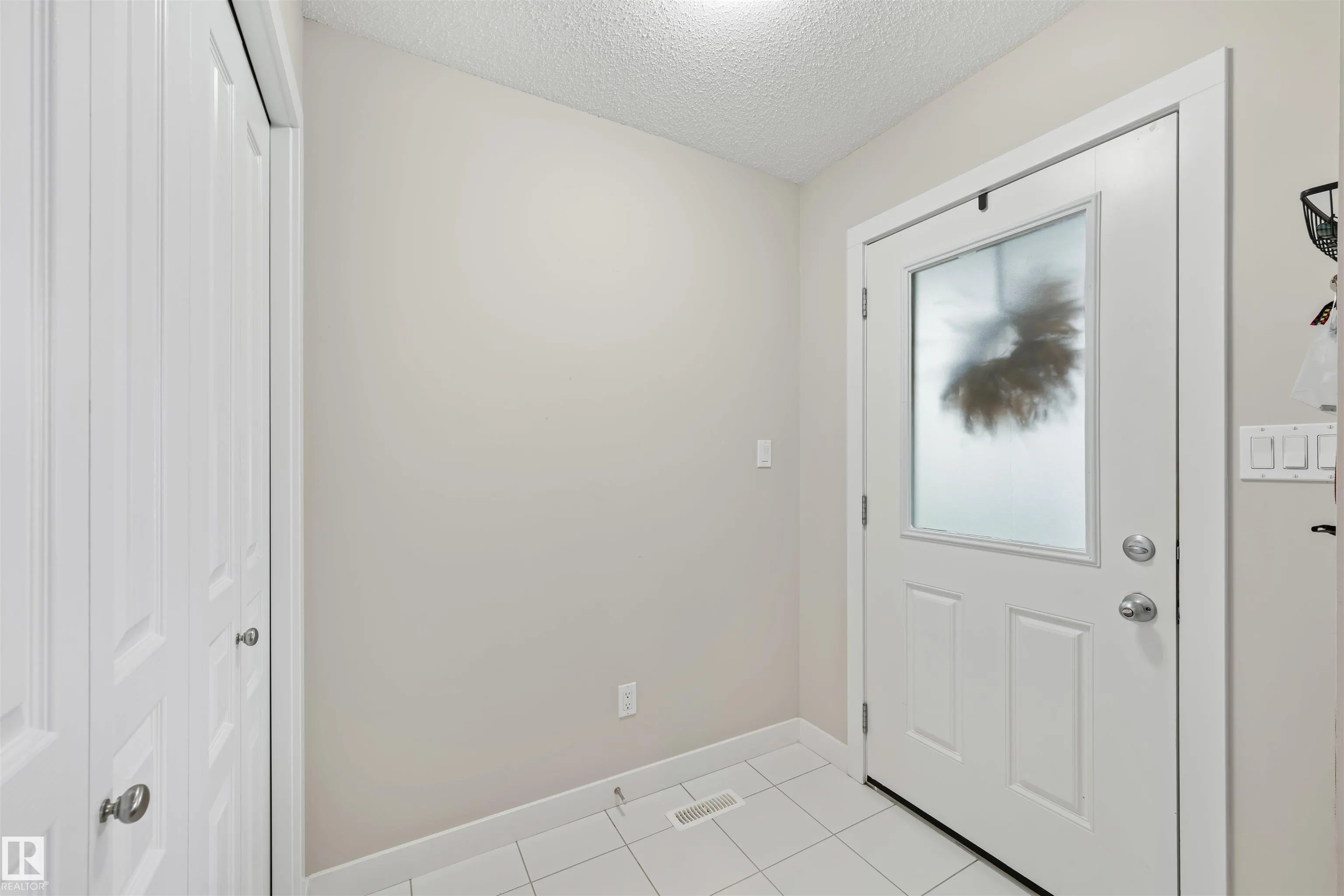 34 Hope Common