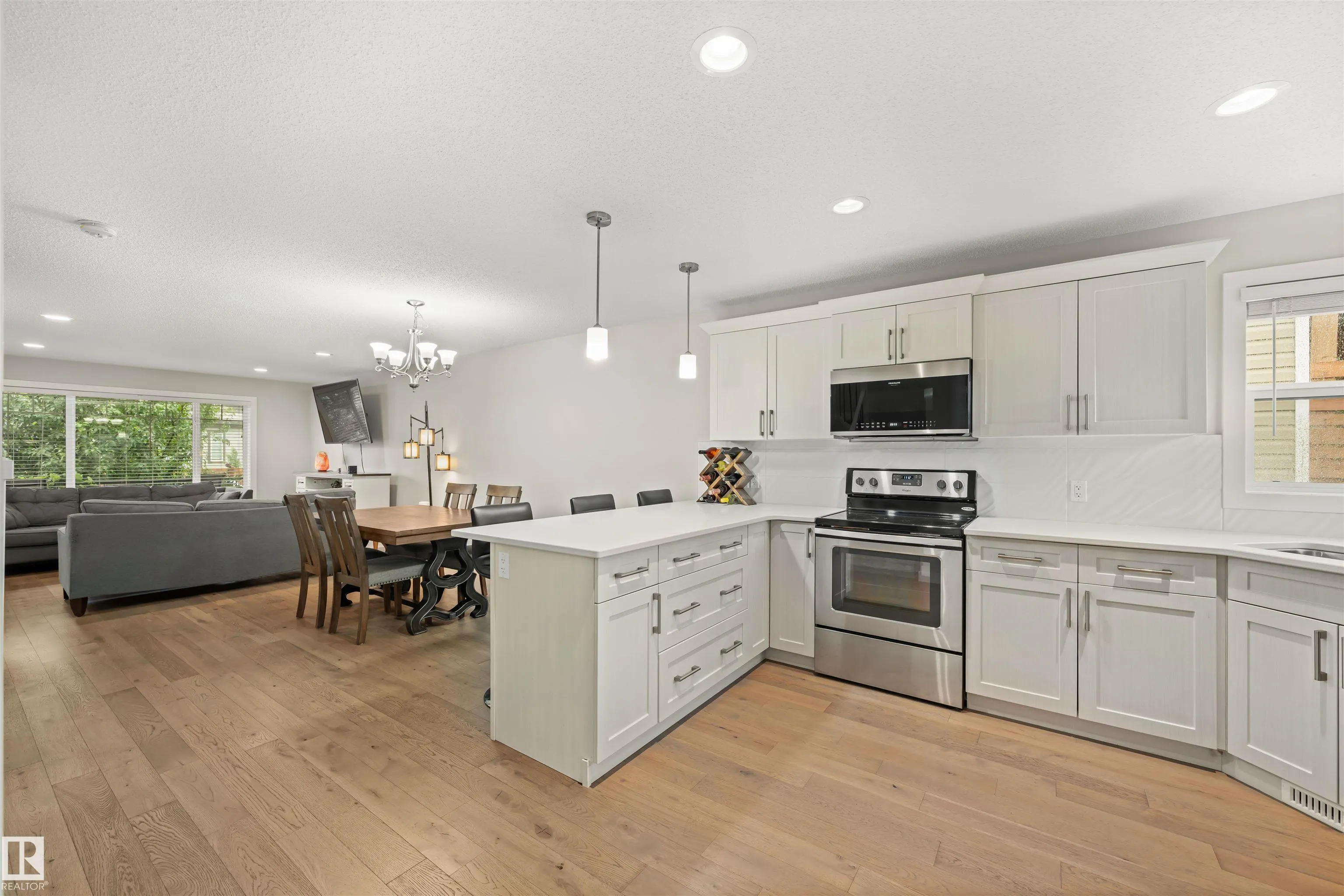 34 Hope Common