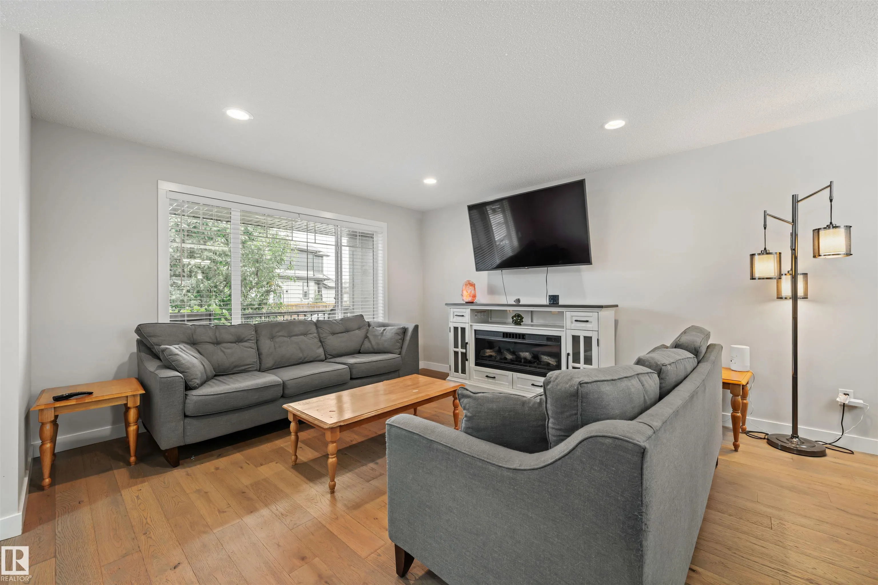 34 Hope Common