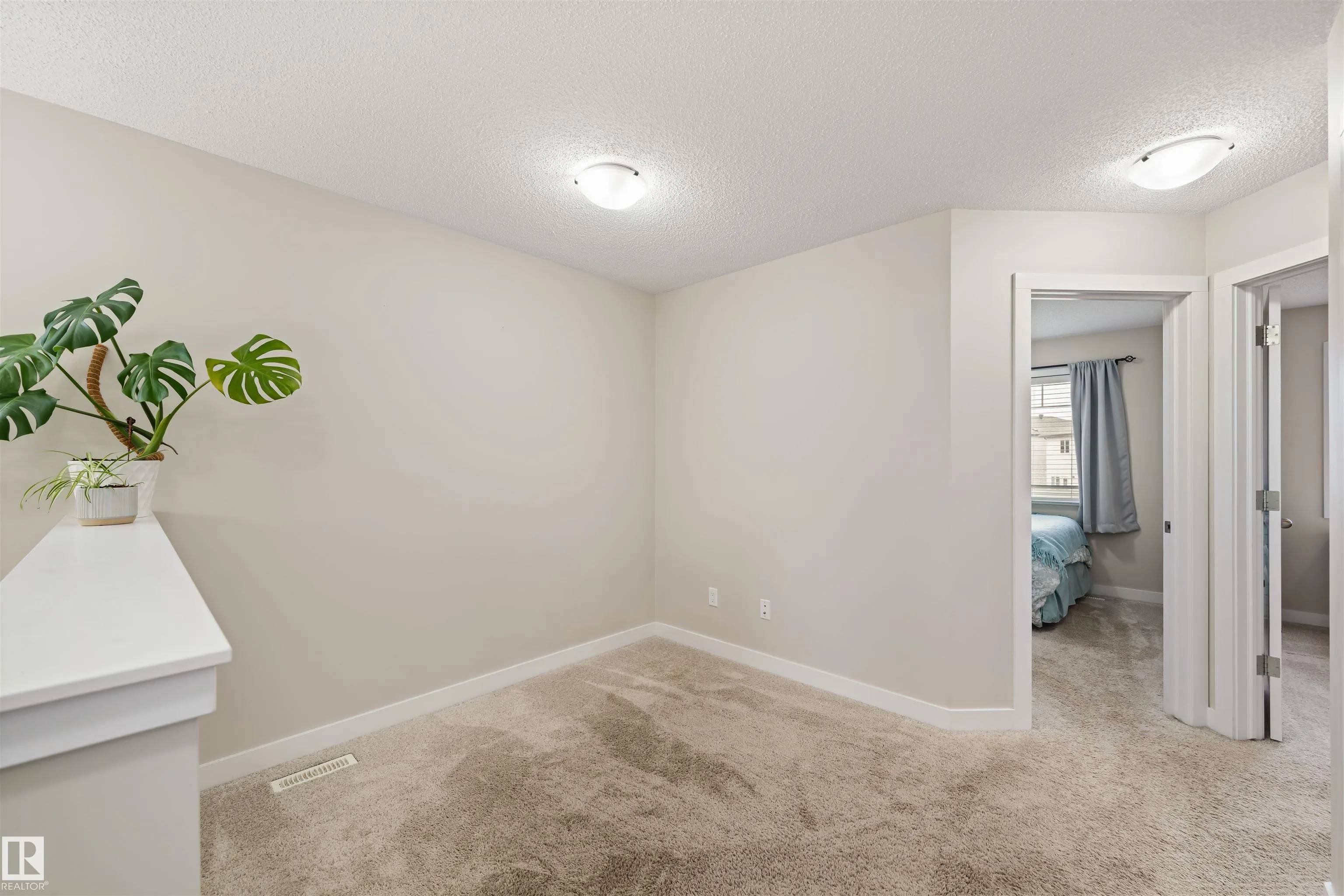 34 Hope Common