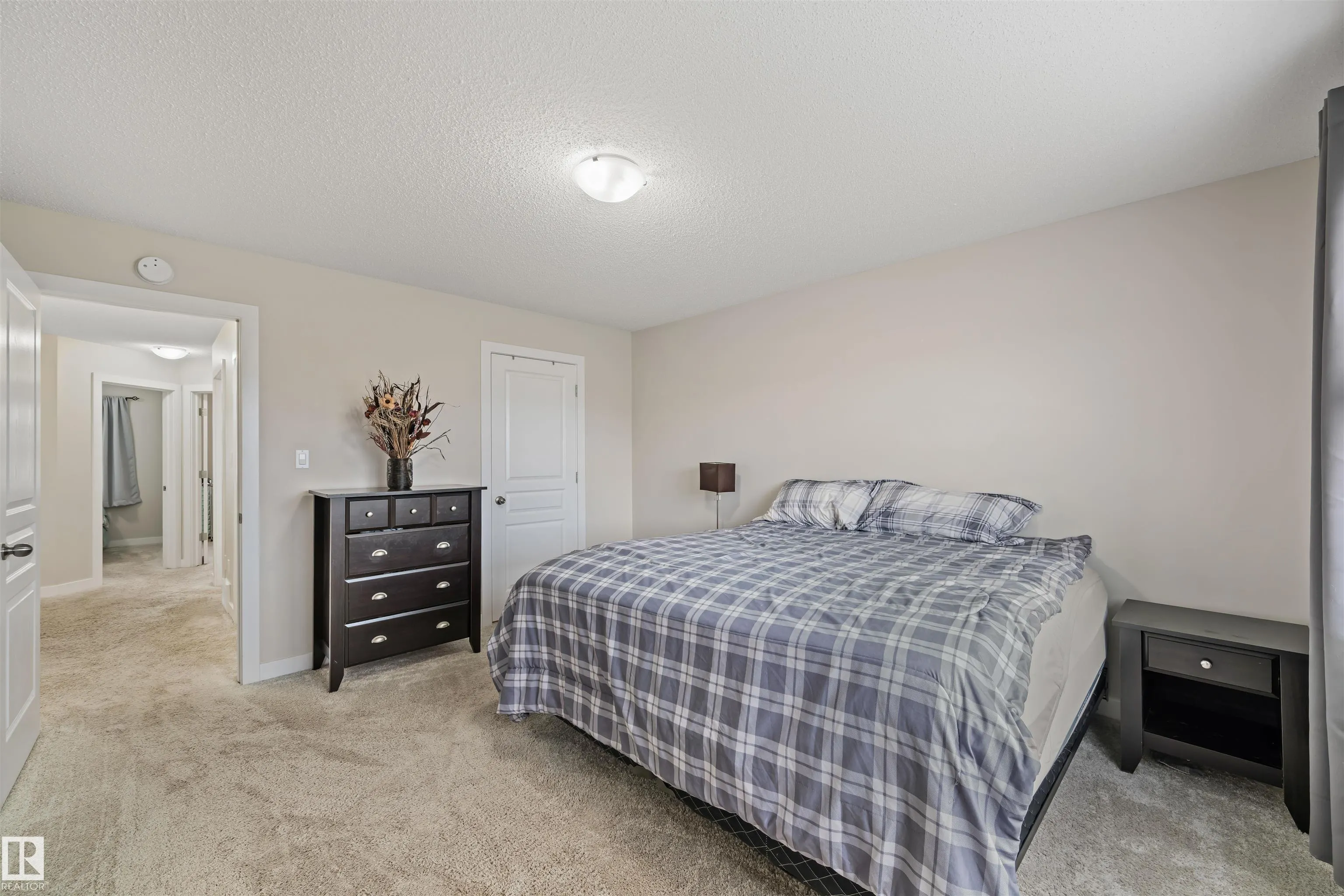34 Hope Common