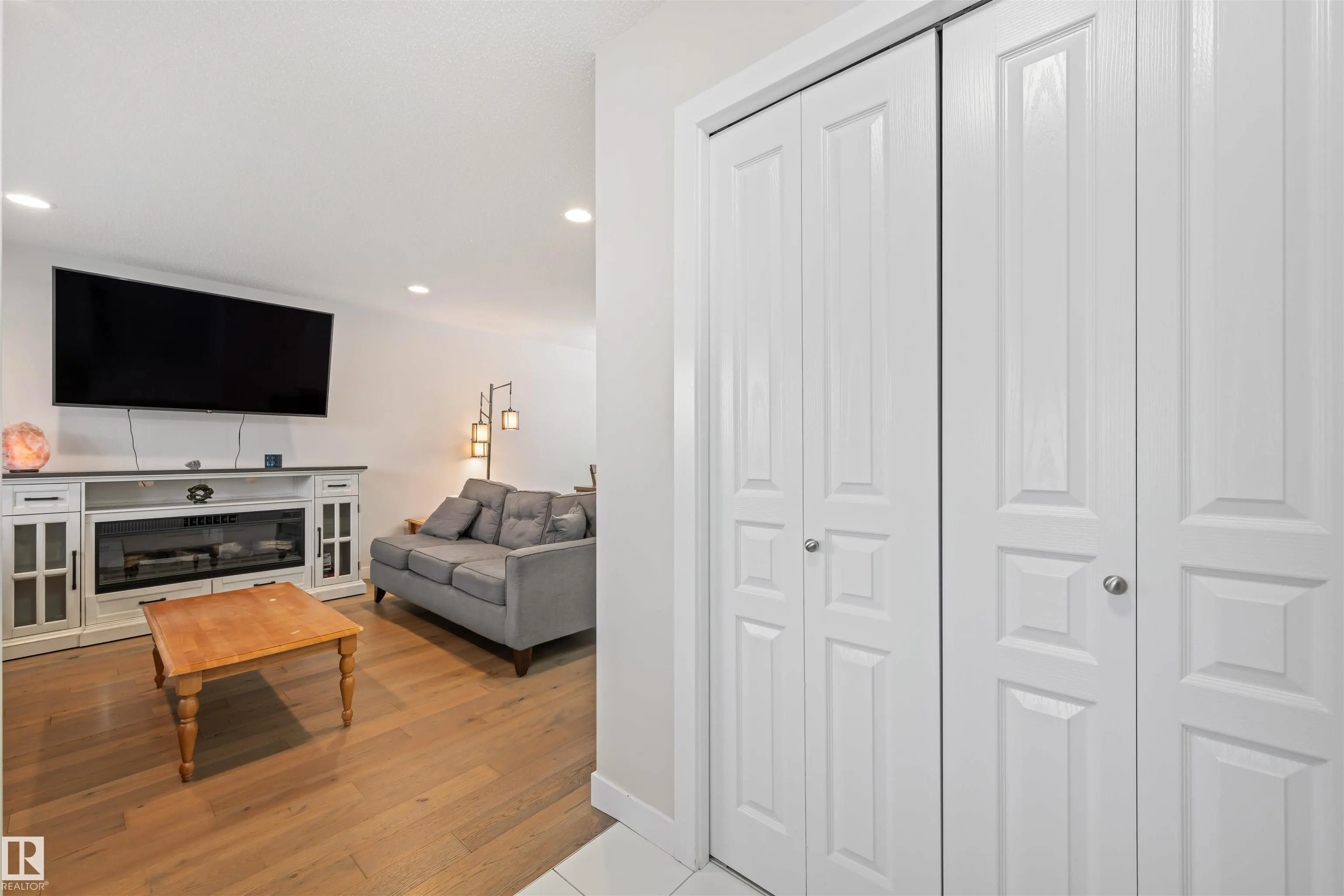 34 Hope Common