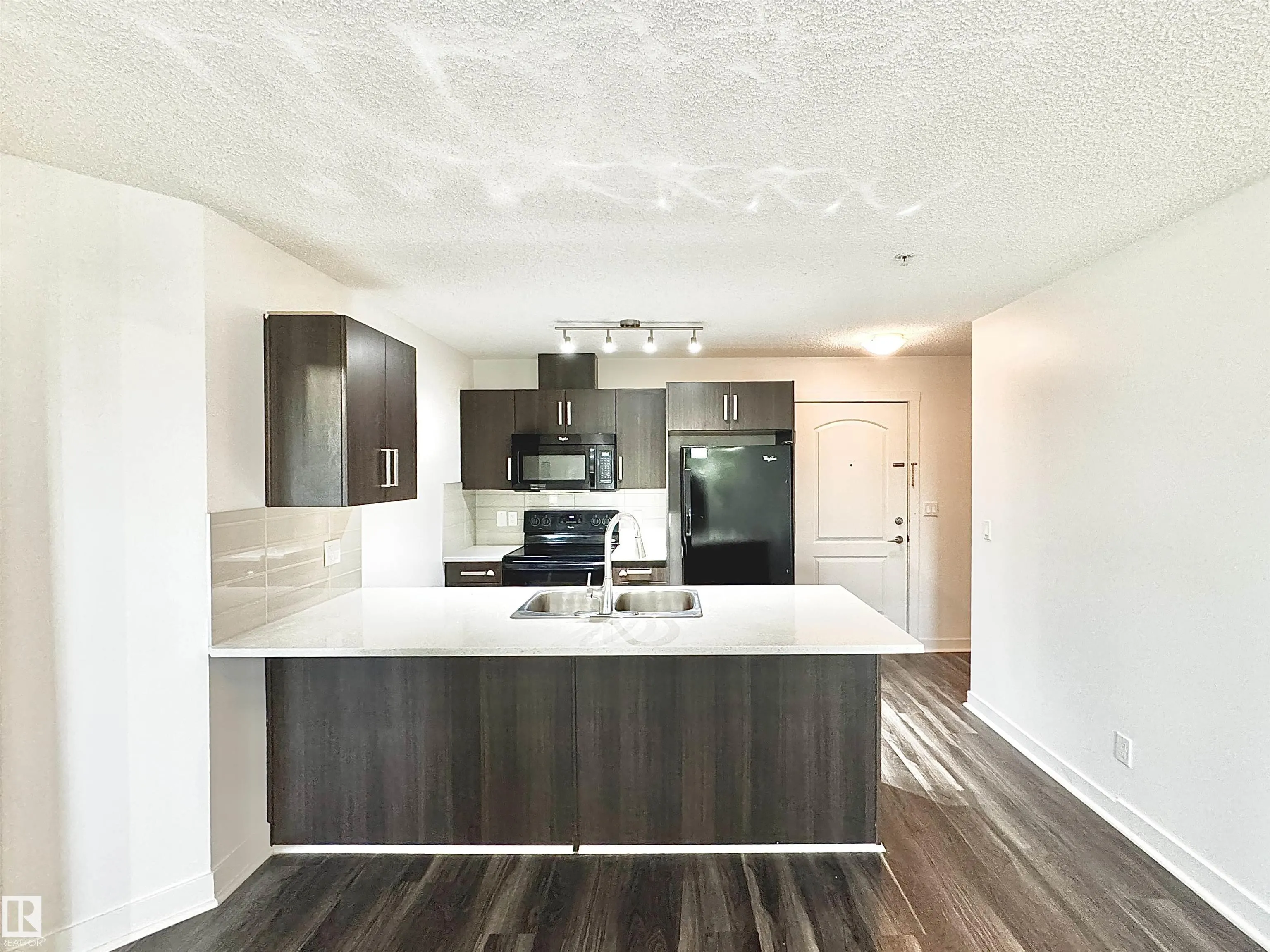 667 WATT Boulevard