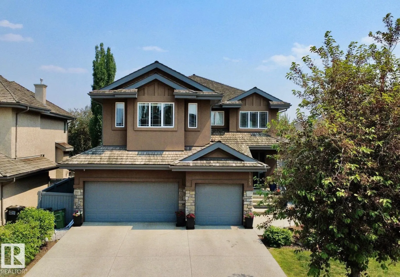 1005 DOWNEY Way
