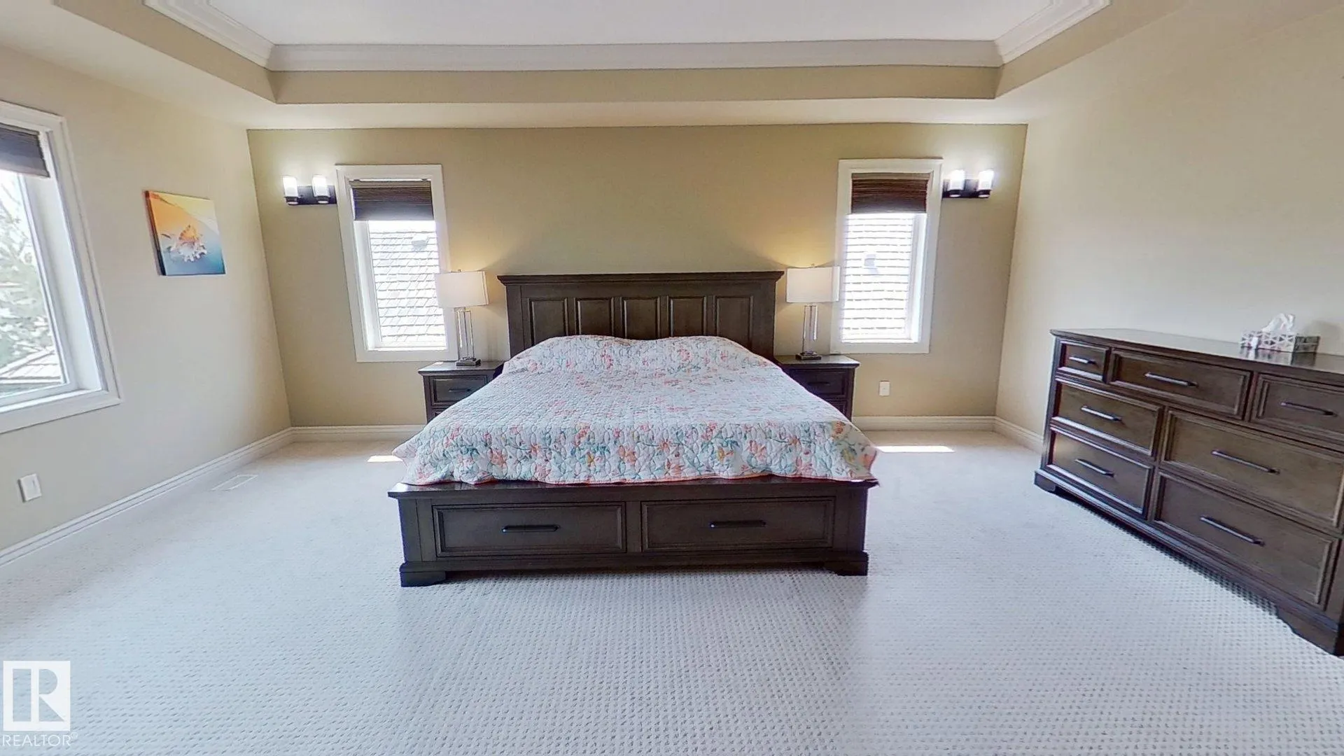 1005 DOWNEY Way