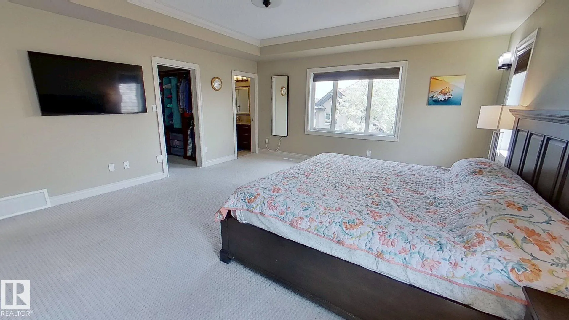 1005 DOWNEY Way