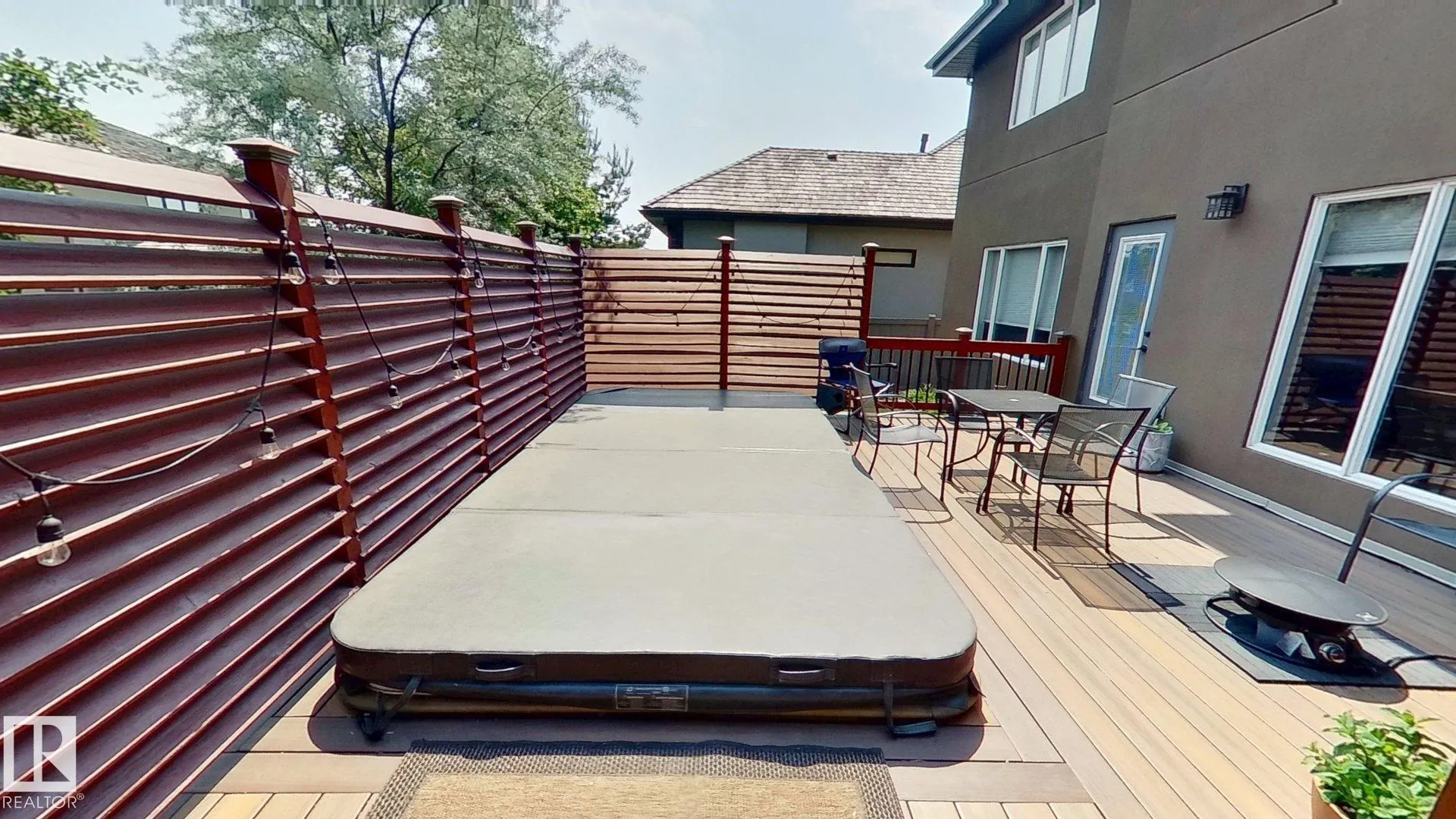 1005 DOWNEY Way