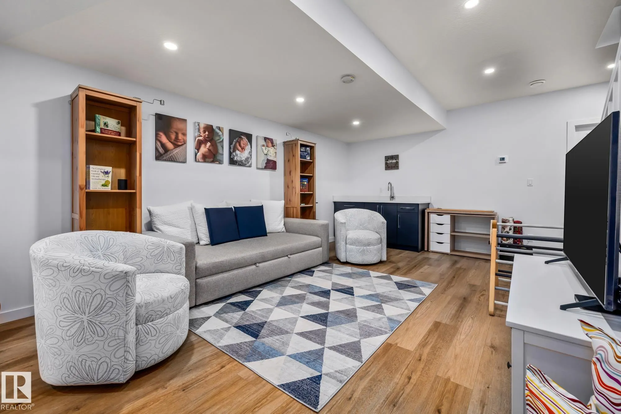 10312 78 st
