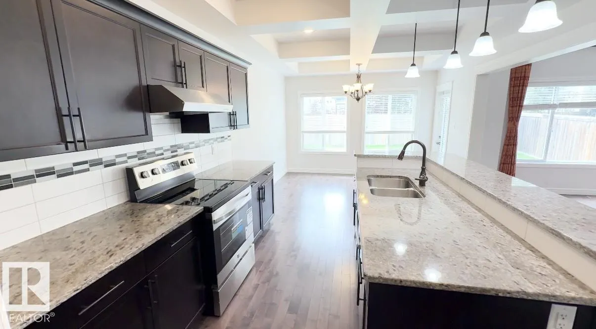 120 SANDALWOOD Crescent