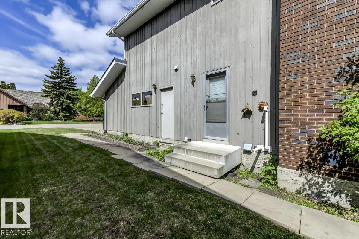 39 WOLF Crescent