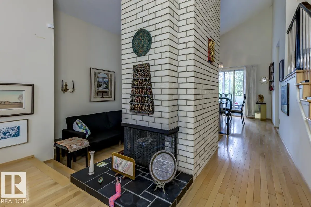 39 WOLF Crescent