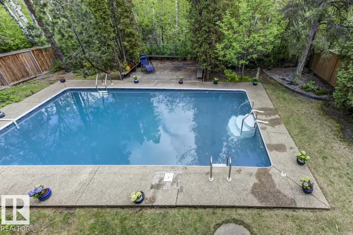 39 WOLF Crescent
