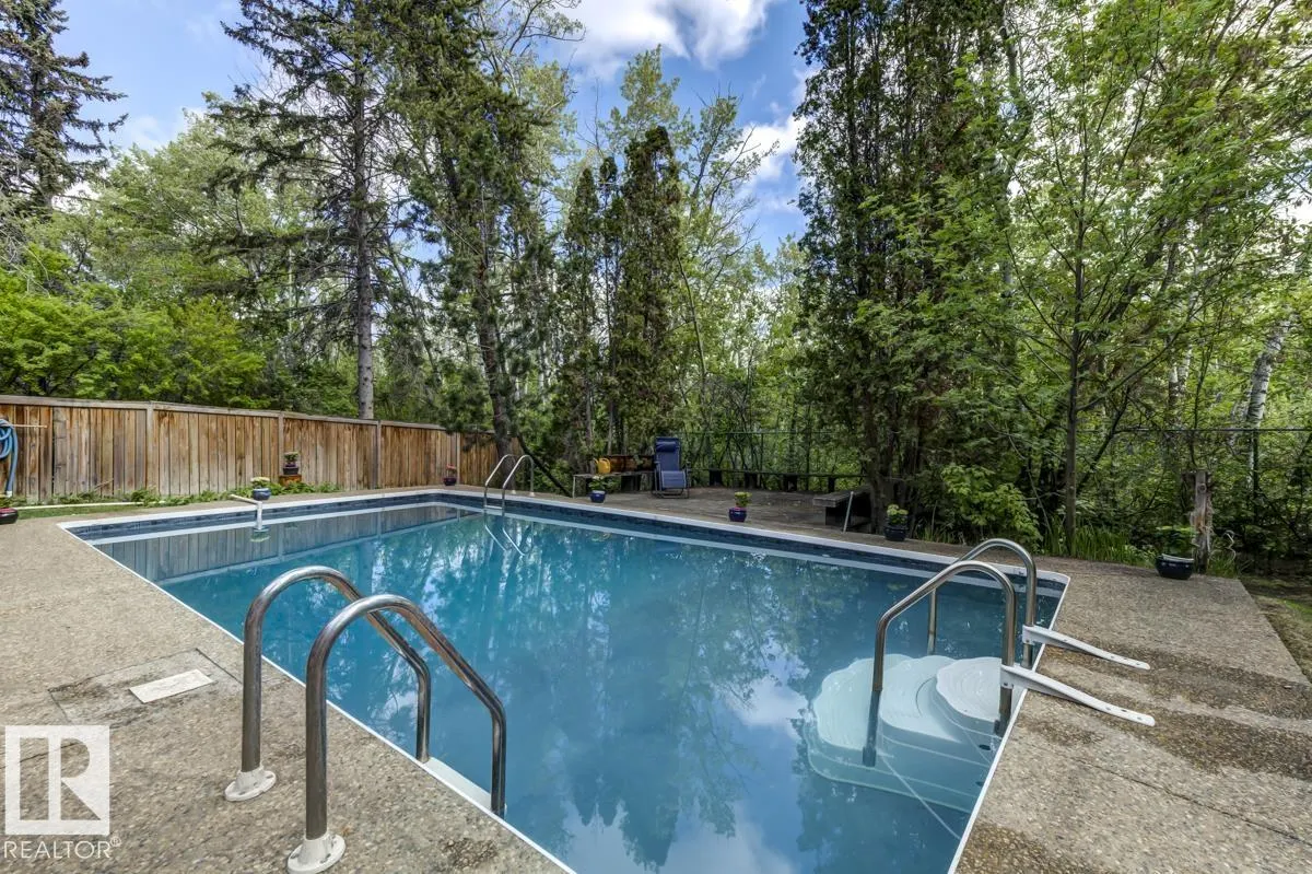 39 WOLF Crescent
