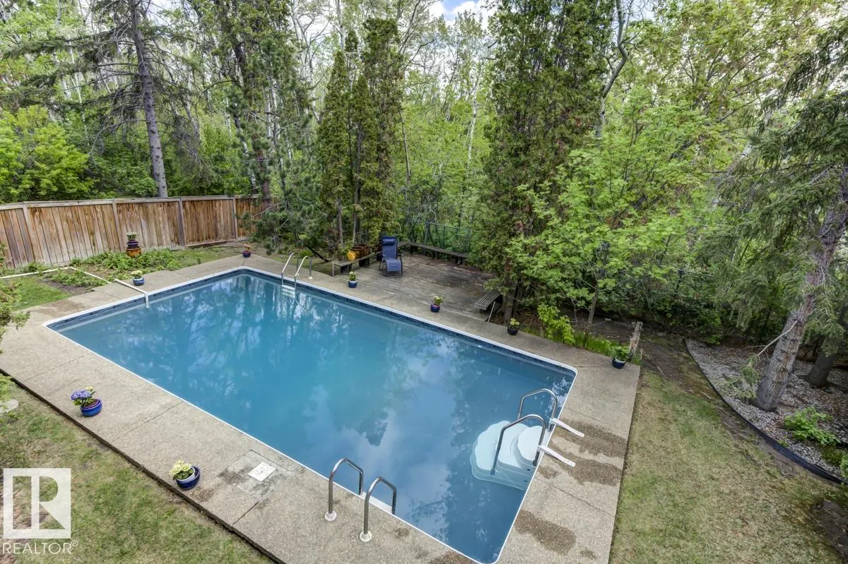 39 WOLF Crescent