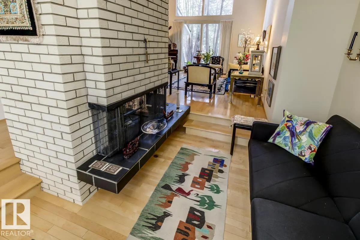 39 WOLF Crescent