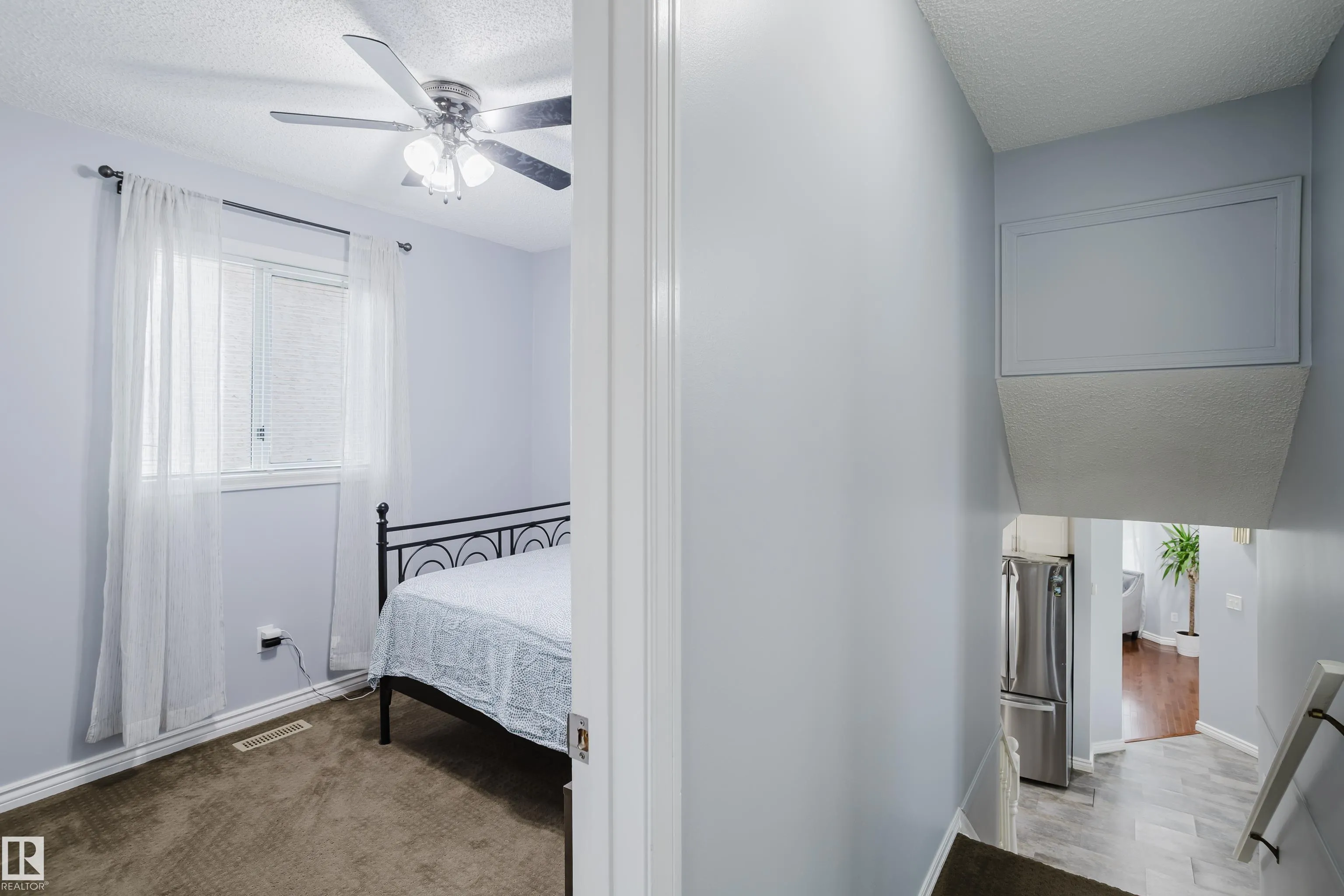 157 RIVER POINT