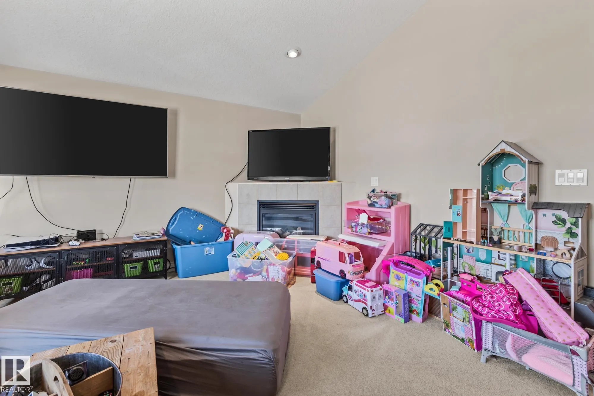5609 RUE EAGLEMONT