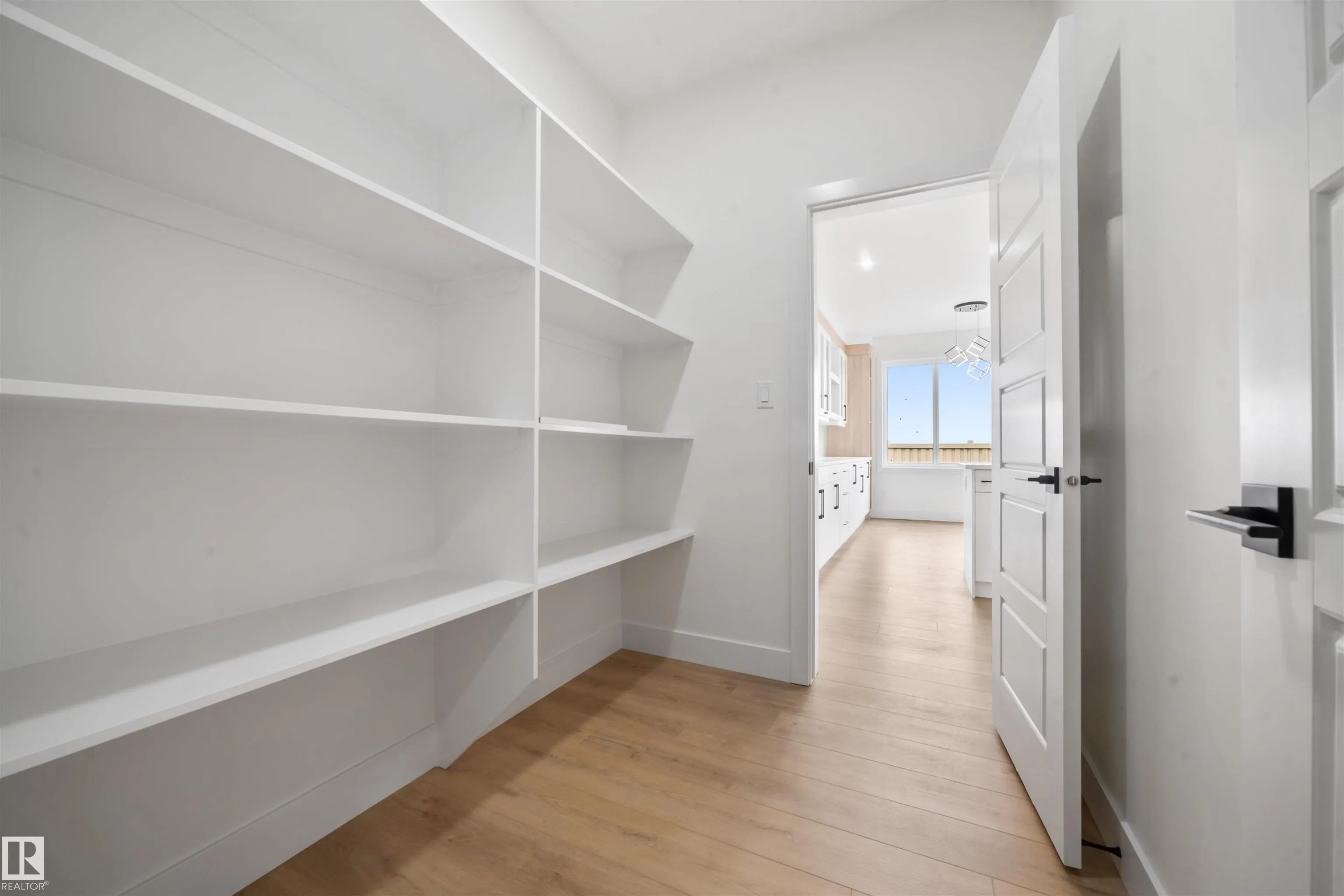 66 EDGEFIELD Way
