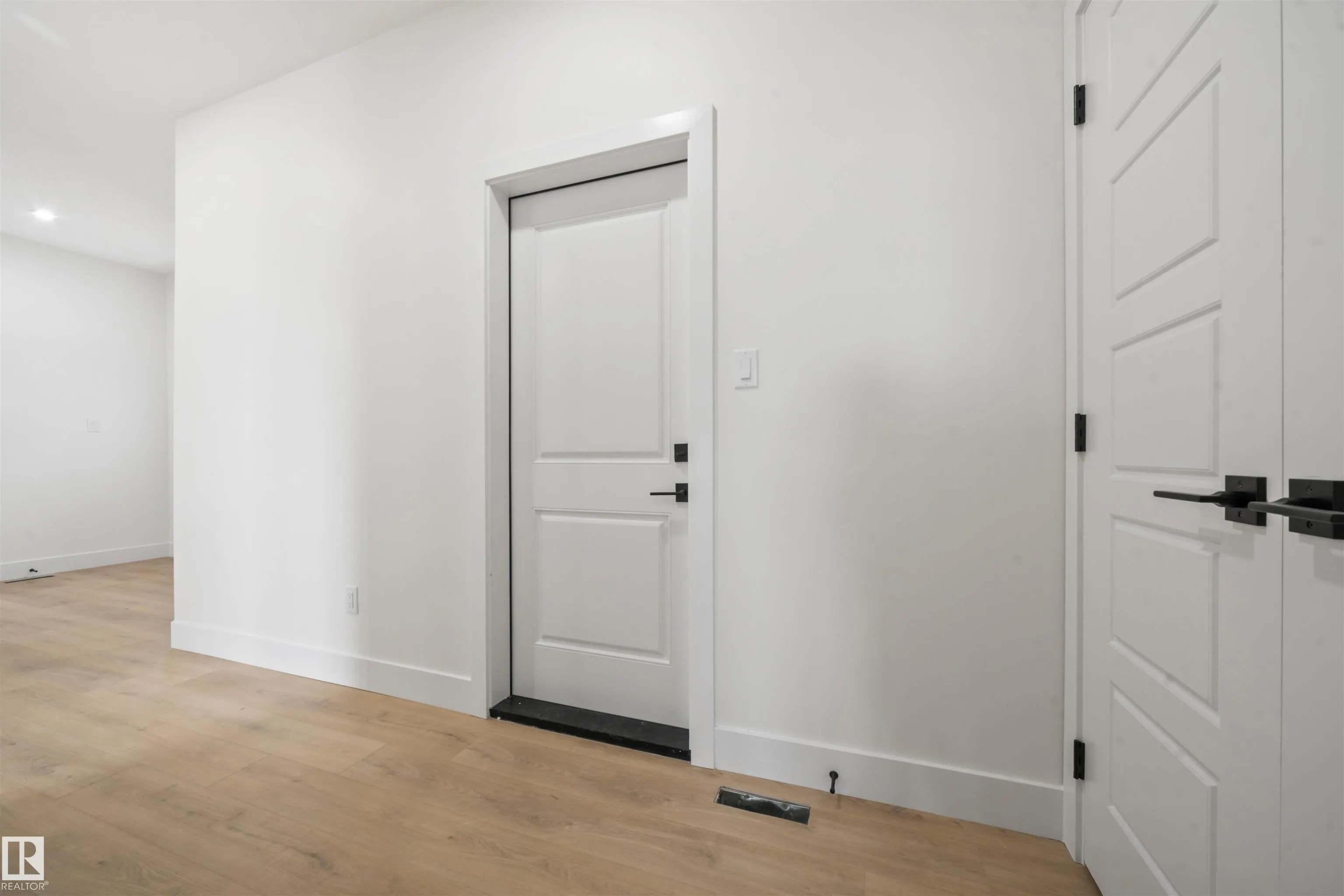 66 EDGEFIELD Way