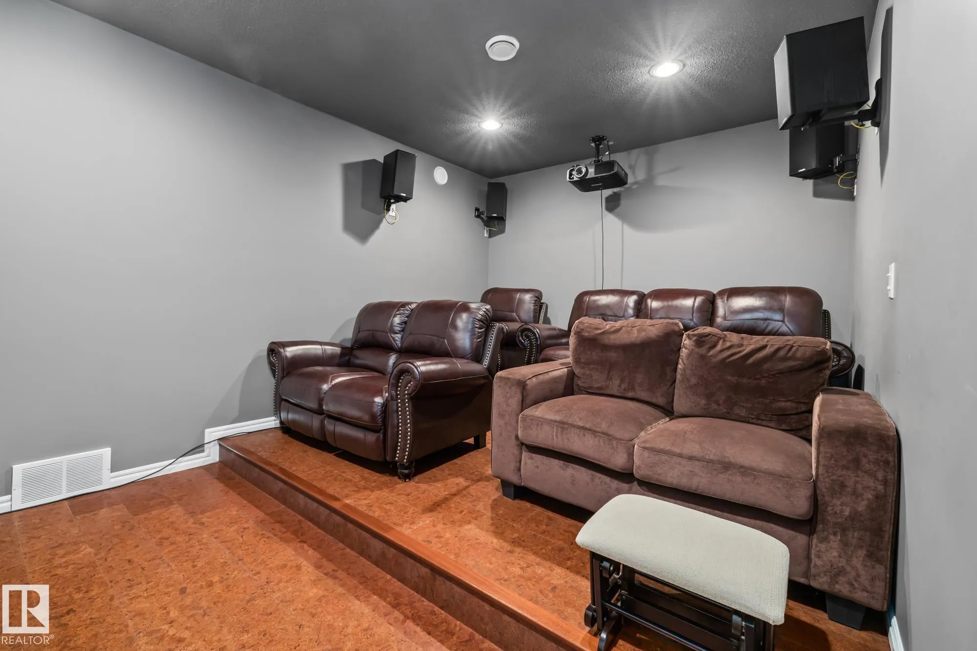 10550 ELLERSLIE Road
