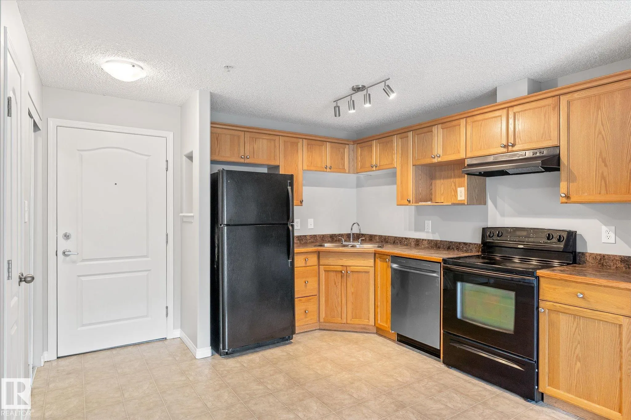 151 EDWARDS Drive