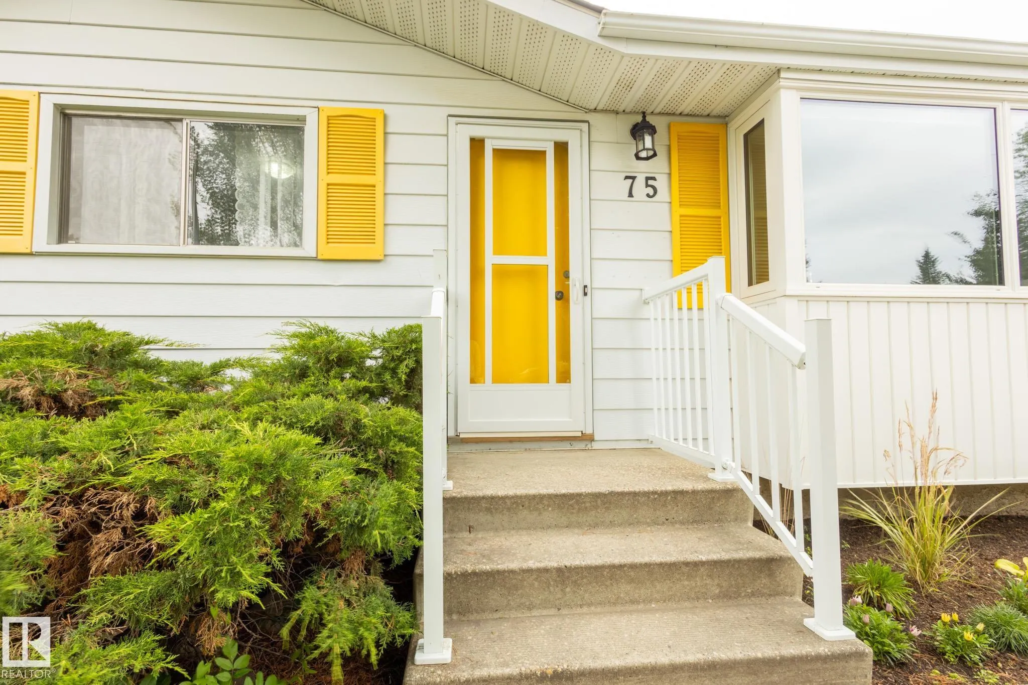 75 MARION Drive