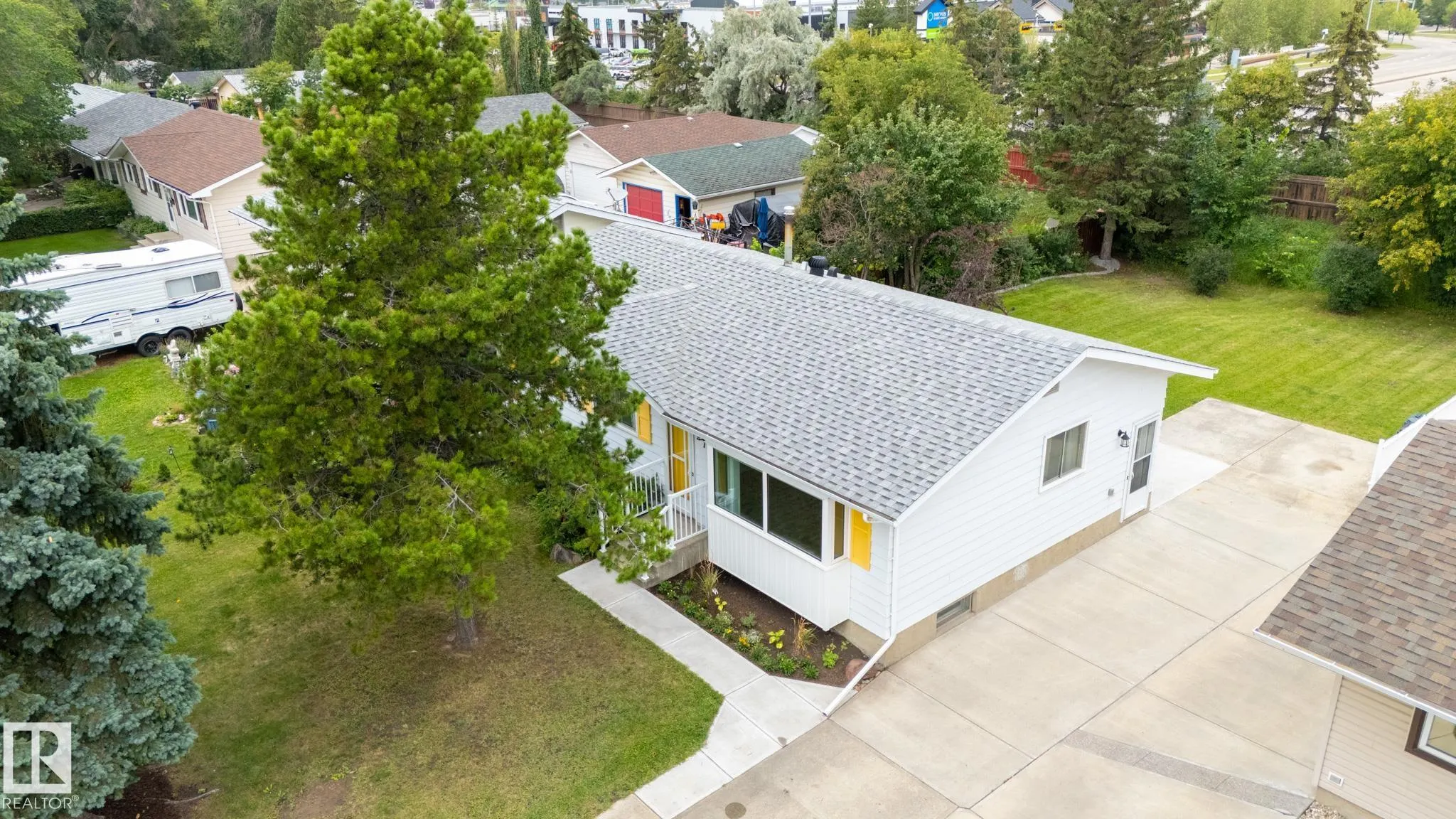 75 MARION Drive